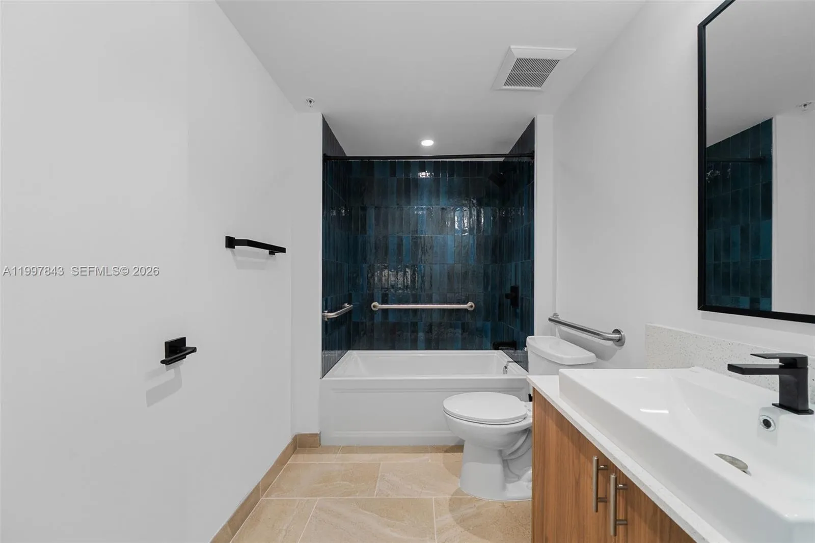 650 Sw 1st St 304, Miami, Florida 33130, Miami, Florida 33130, ,1 BathroomBathrooms,Residential Lease,For Rent,650 Sw 1st St 304, Miami, Florida 33130,A11997843