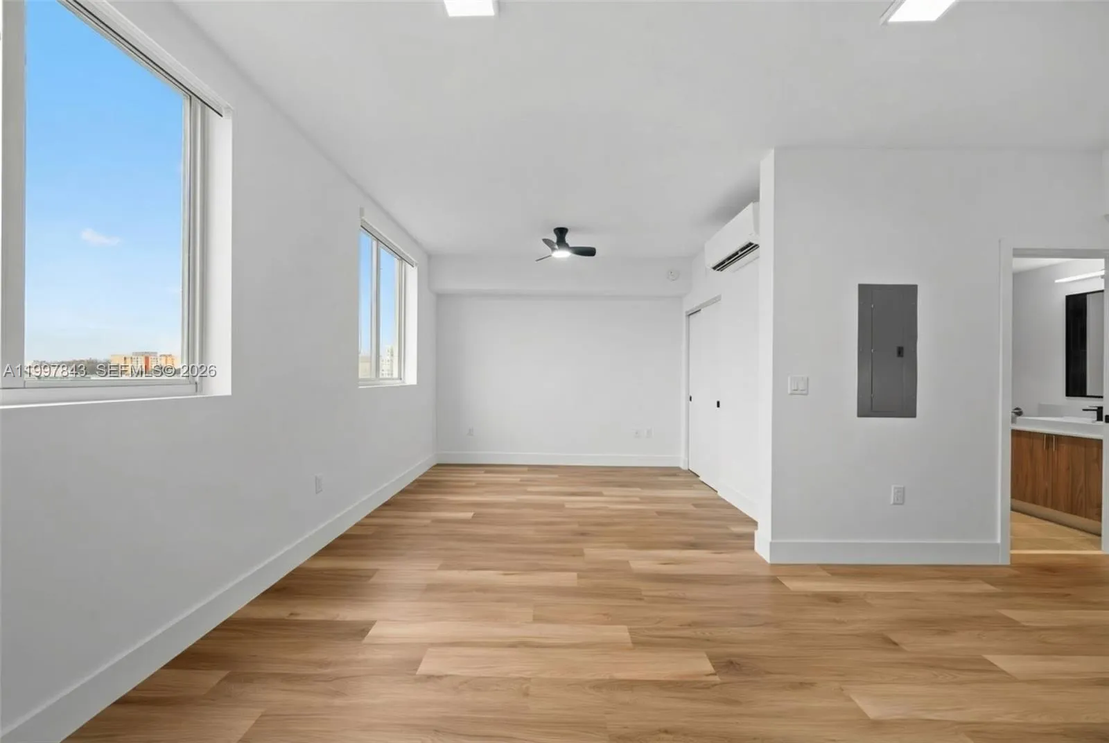 650 Sw 1st St 304, Miami, Florida 33130, Miami, Florida 33130, ,1 BathroomBathrooms,Residential Lease,For Rent,650 Sw 1st St 304, Miami, Florida 33130,A11997843