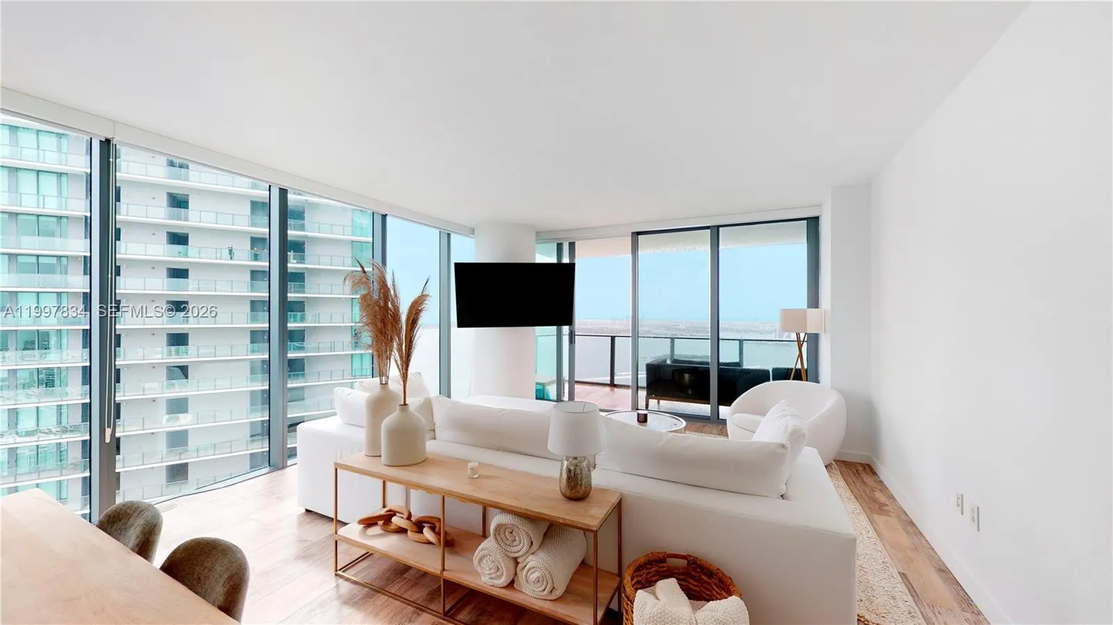 650 Ne 32nd St 4607, Miami, Florida 33137, Miami, Florida 33137, 1 Bedroom Bedrooms, ,2 BathroomsBathrooms,Residential Lease,For Rent,650 Ne 32nd St 4607, Miami, Florida 33137,A11997834