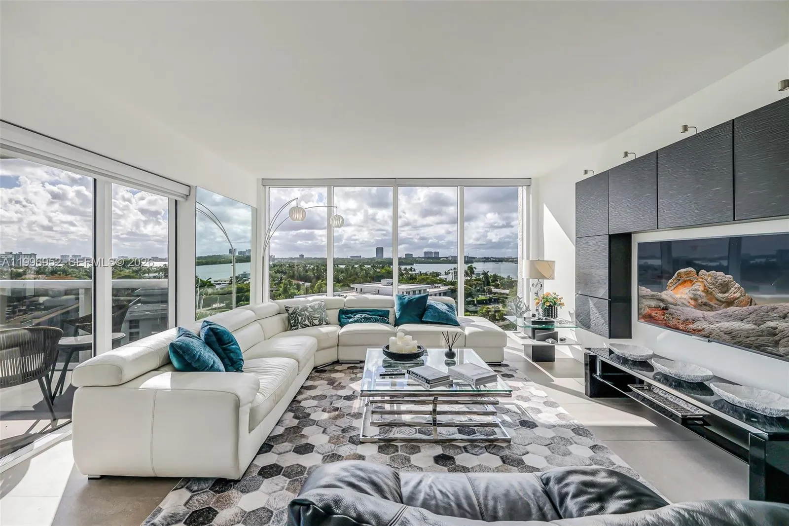 10275 Collins Ave 722, Bal Harbour, Florida 33154, Bal Harbour, Florida 33154, 3 Bedrooms Bedrooms, ,2 BathroomsBathrooms,Residential,For Sale,10275 Collins Ave 722, Bal Harbour, Florida 33154,A11996952