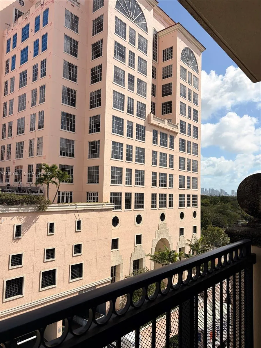 55 Merrick Way 534, Coral Gables, Florida 33134, Coral Gables, Florida 33134, 1 Bedroom Bedrooms, ,1 BathroomBathrooms,Residential Lease,For Rent,55 Merrick Way 534, Coral Gables, Florida 33134,A11997852