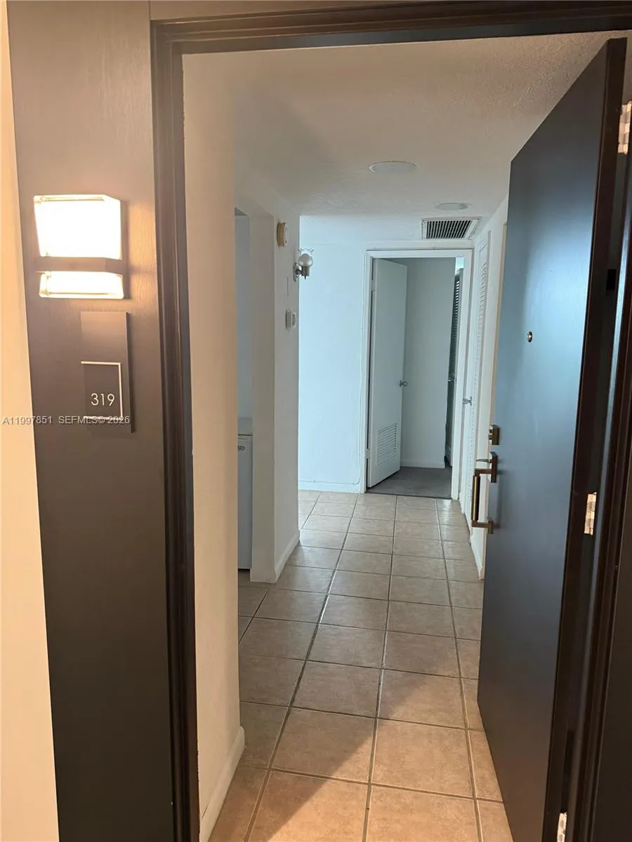 19380 Collins Ave 319, Sunny Isles Beach, Florida, Sunny Isles Beach, Florida 33160, 1 Bedroom Bedrooms, ,1 BathroomBathrooms,Residential,For Sale,19380 Collins Ave 319, Sunny Isles Beach, Florida ,A11997851