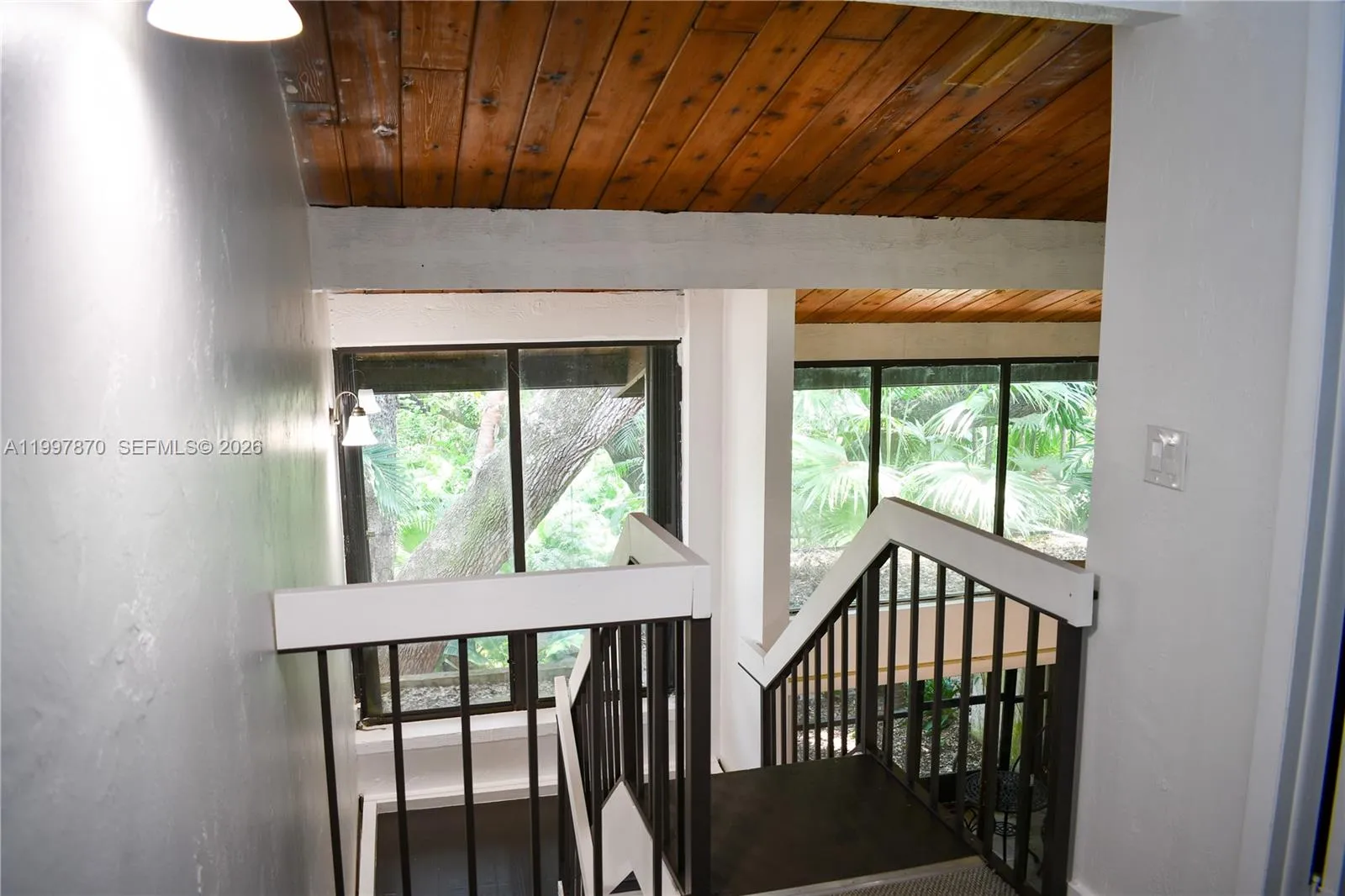 19420 Ne 26th Ave 123d, Miami, Florida 33180, Miami, Florida 33180, 3 Bedrooms Bedrooms, ,2 BathroomsBathrooms,Residential Lease,For Rent,19420 Ne 26th Ave 123d, Miami, Florida 33180,A11997870