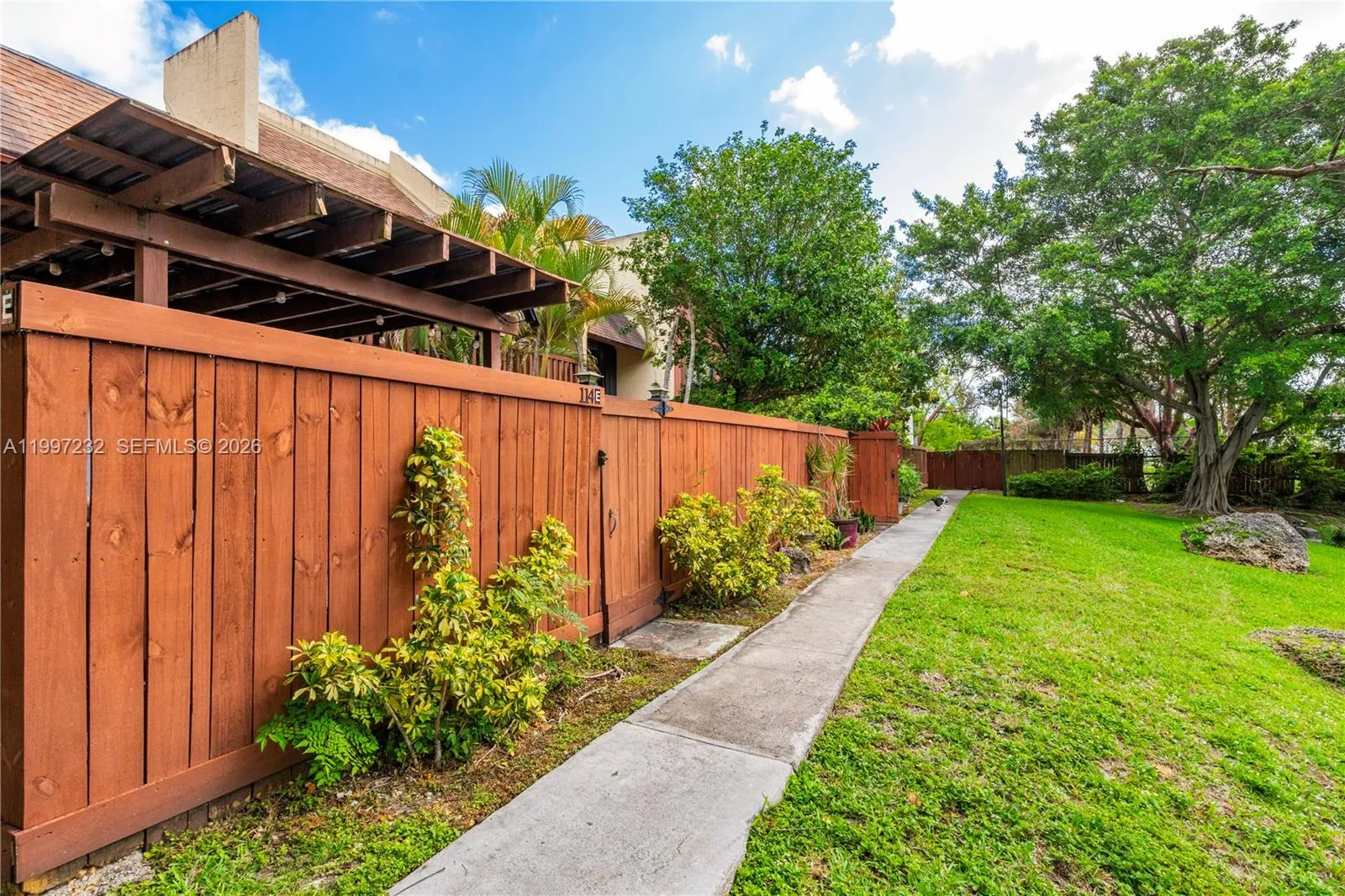 6724 Sw 114th Pl E, Miami, Florida 33173, Miami, Florida 33173, 3 Bedrooms Bedrooms, ,2 BathroomsBathrooms,Residential,For Sale,6724 Sw 114th Pl E, Miami, Florida 33173,A11997232