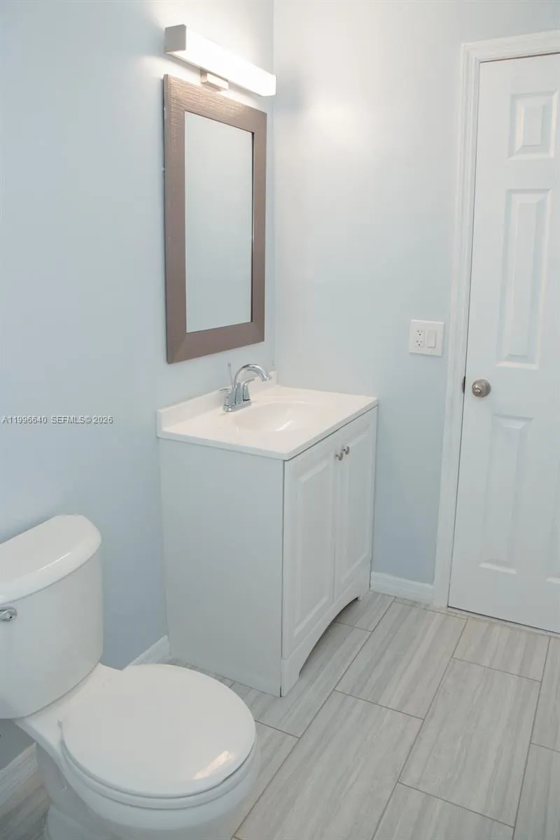 3 bathroom third floor