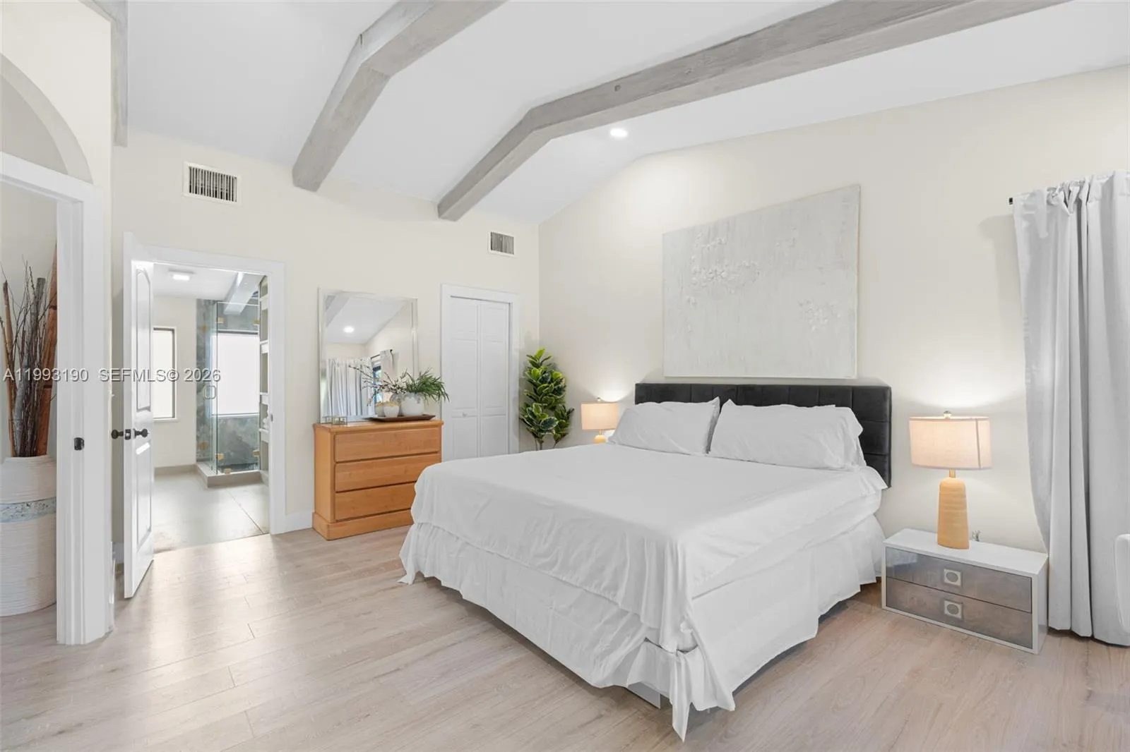 516 Ne 6th Ave, Deerfield Beach, Florida 33441, Deerfield Beach, Florida 33441, 5 Bedrooms Bedrooms, ,4 BathroomsBathrooms,Residential,For Sale,516 Ne 6th Ave, Deerfield Beach, Florida 33441,A11993190
