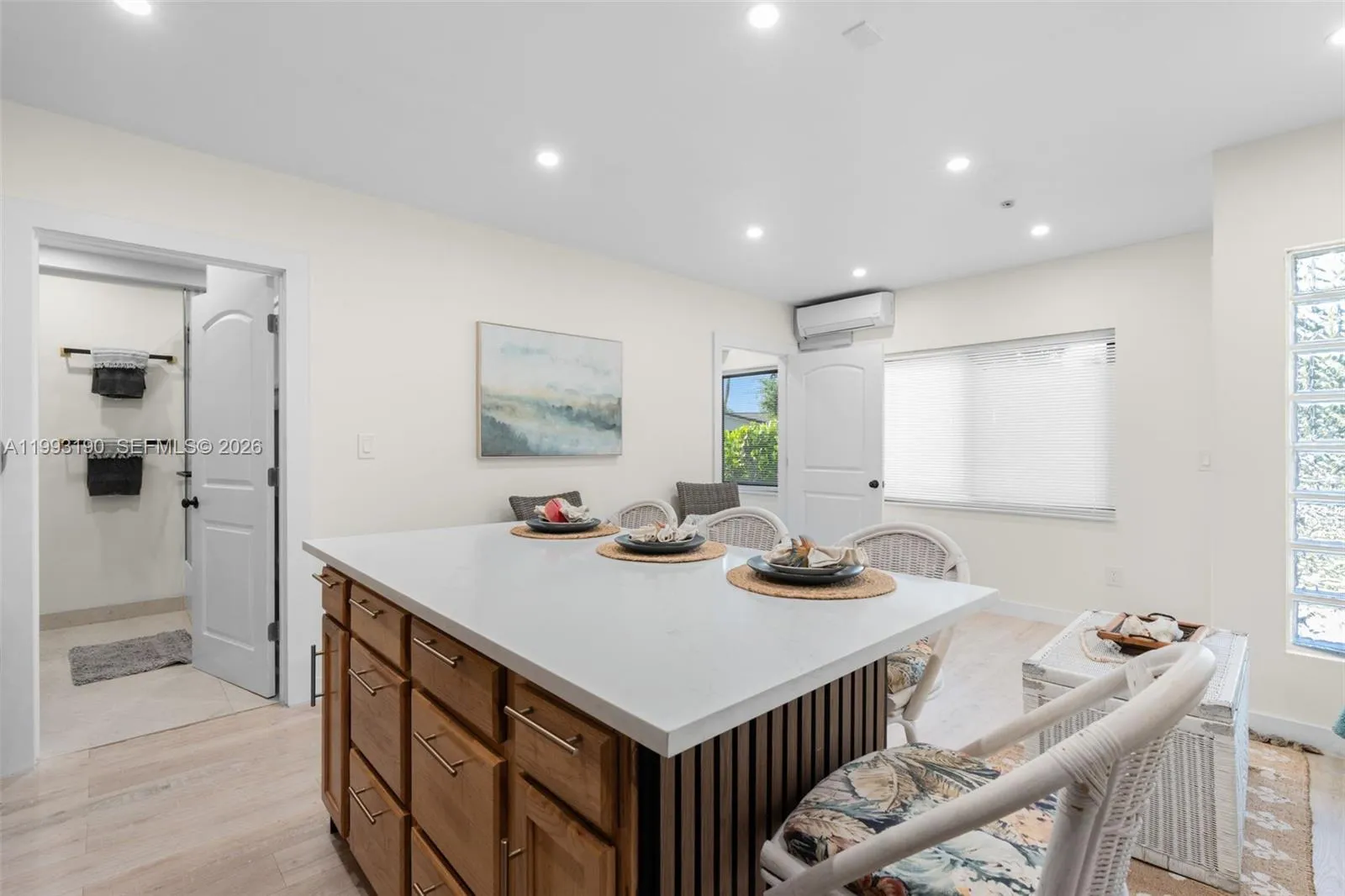 516 Ne 6th Ave, Deerfield Beach, Florida 33441, Deerfield Beach, Florida 33441, 5 Bedrooms Bedrooms, ,4 BathroomsBathrooms,Residential,For Sale,516 Ne 6th Ave, Deerfield Beach, Florida 33441,A11993190