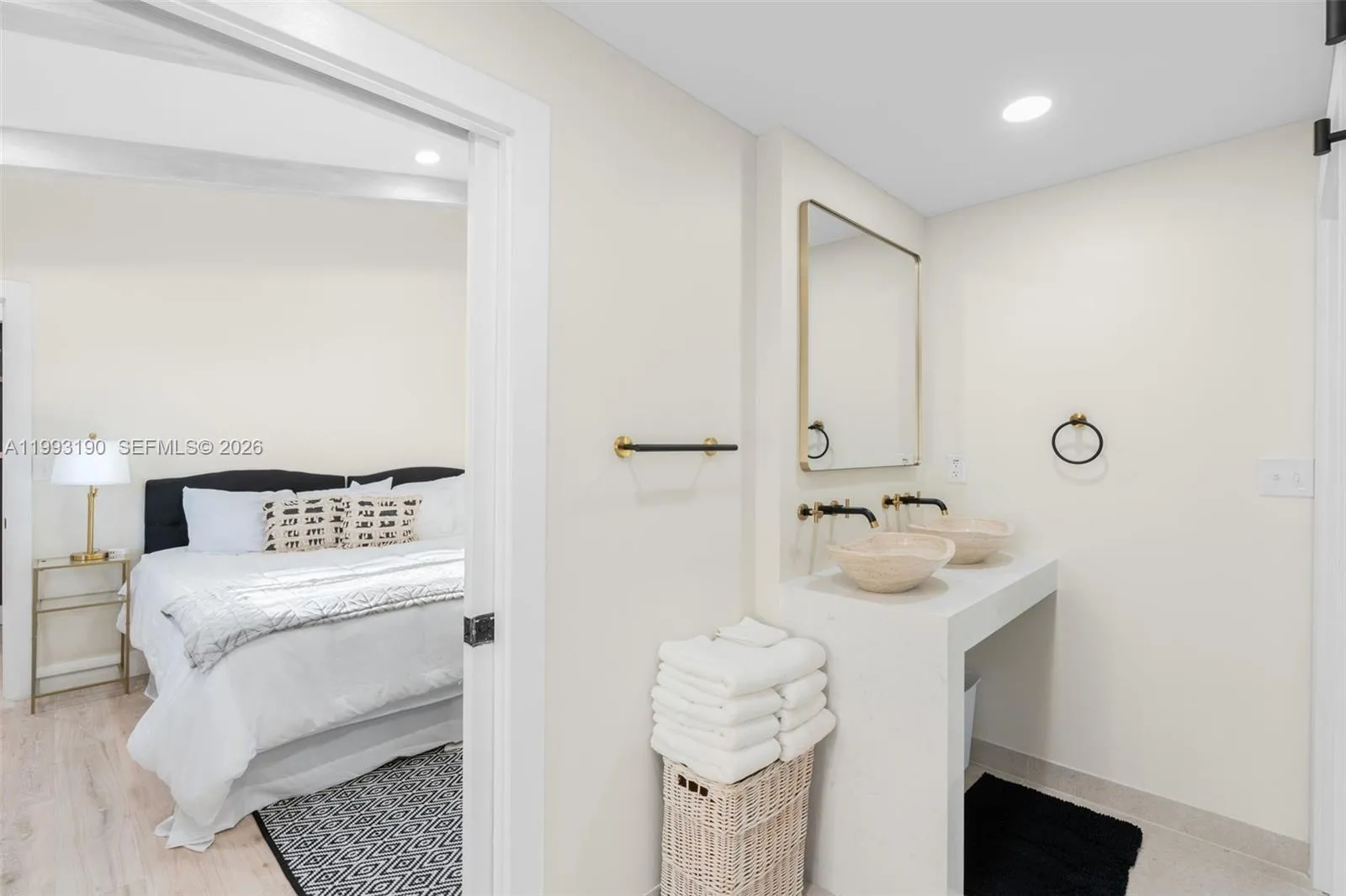516 Ne 6th Ave, Deerfield Beach, Florida 33441, Deerfield Beach, Florida 33441, 5 Bedrooms Bedrooms, ,4 BathroomsBathrooms,Residential,For Sale,516 Ne 6th Ave, Deerfield Beach, Florida 33441,A11993190