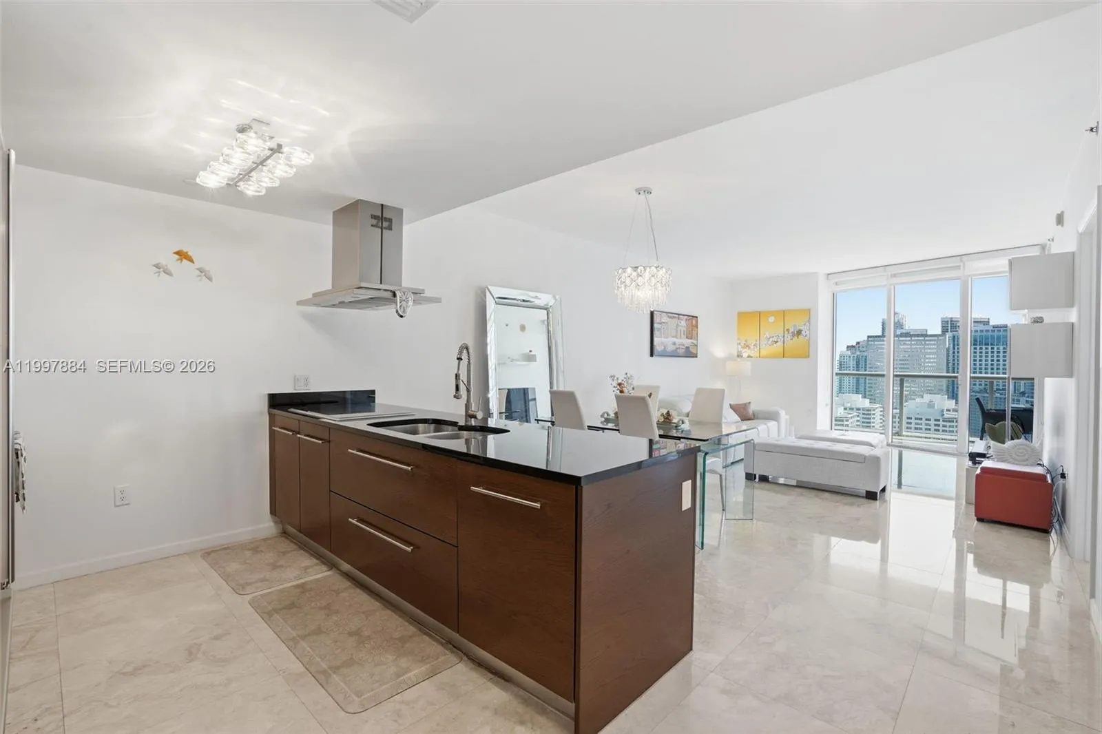 495 Se Brickell Ave 2807, Miami, Florida 33131, Miami, Florida 33131, 1 Bedroom Bedrooms, ,1 BathroomBathrooms,Residential Lease,For Rent,495 Se Brickell Ave 2807, Miami, Florida 33131,A11997884
