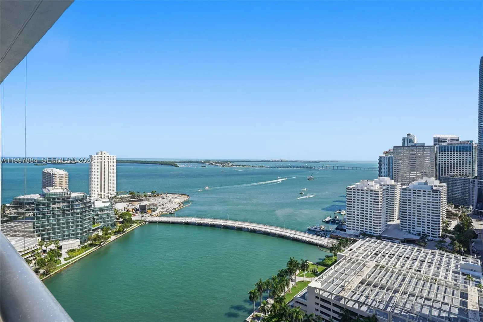 495 Se Brickell Ave 2807, Miami, Florida 33131, Miami, Florida 33131, 1 Bedroom Bedrooms, ,1 BathroomBathrooms,Residential Lease,For Rent,495 Se Brickell Ave 2807, Miami, Florida 33131,A11997884