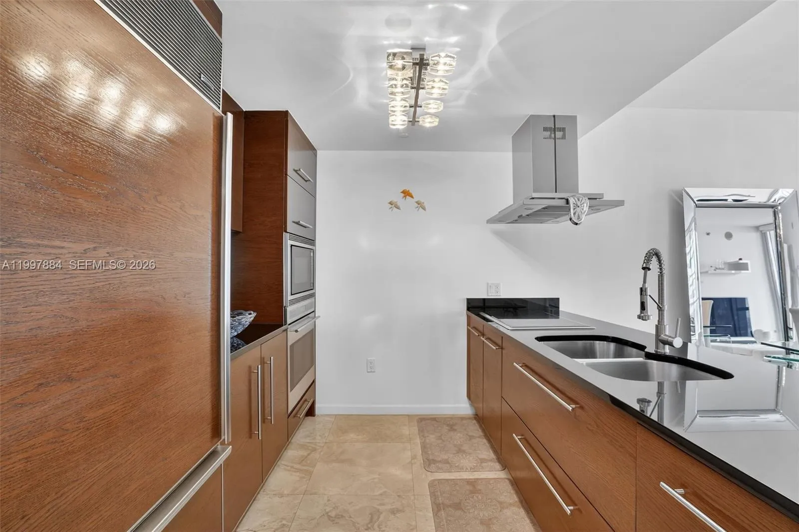 495 Se Brickell Ave 2807, Miami, Florida 33131, Miami, Florida 33131, 1 Bedroom Bedrooms, ,1 BathroomBathrooms,Residential Lease,For Rent,495 Se Brickell Ave 2807, Miami, Florida 33131,A11997884