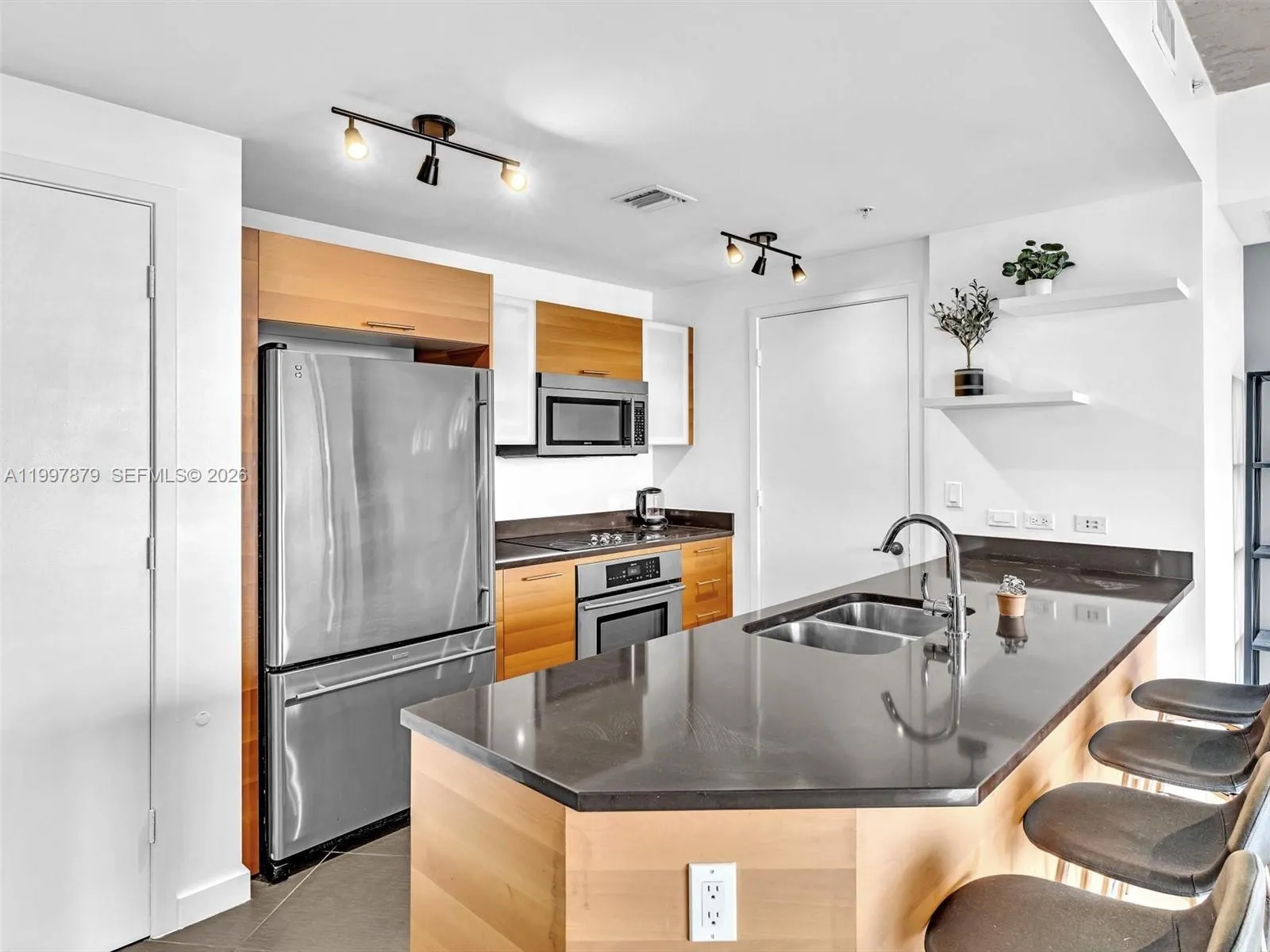 3301 Ne 1st Ave H2706, Miami, Florida 33137, Miami, Florida 33137, 1 Bedroom Bedrooms, ,1 BathroomBathrooms,Residential Lease,For Rent,3301 Ne 1st Ave H2706, Miami, Florida 33137,A11997879