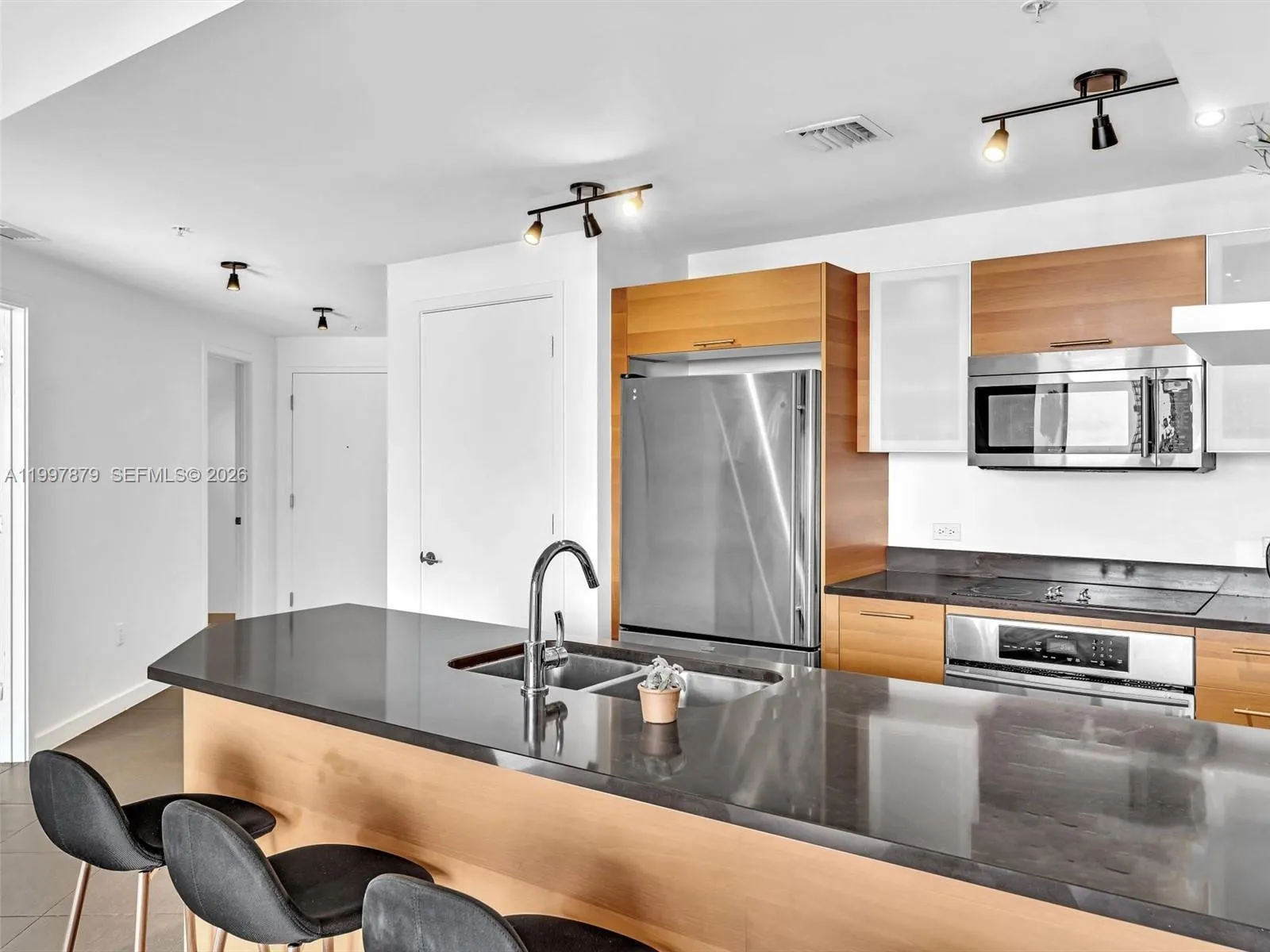 3301 Ne 1st Ave H2706, Miami, Florida 33137, Miami, Florida 33137, 1 Bedroom Bedrooms, ,1 BathroomBathrooms,Residential Lease,For Rent,3301 Ne 1st Ave H2706, Miami, Florida 33137,A11997879