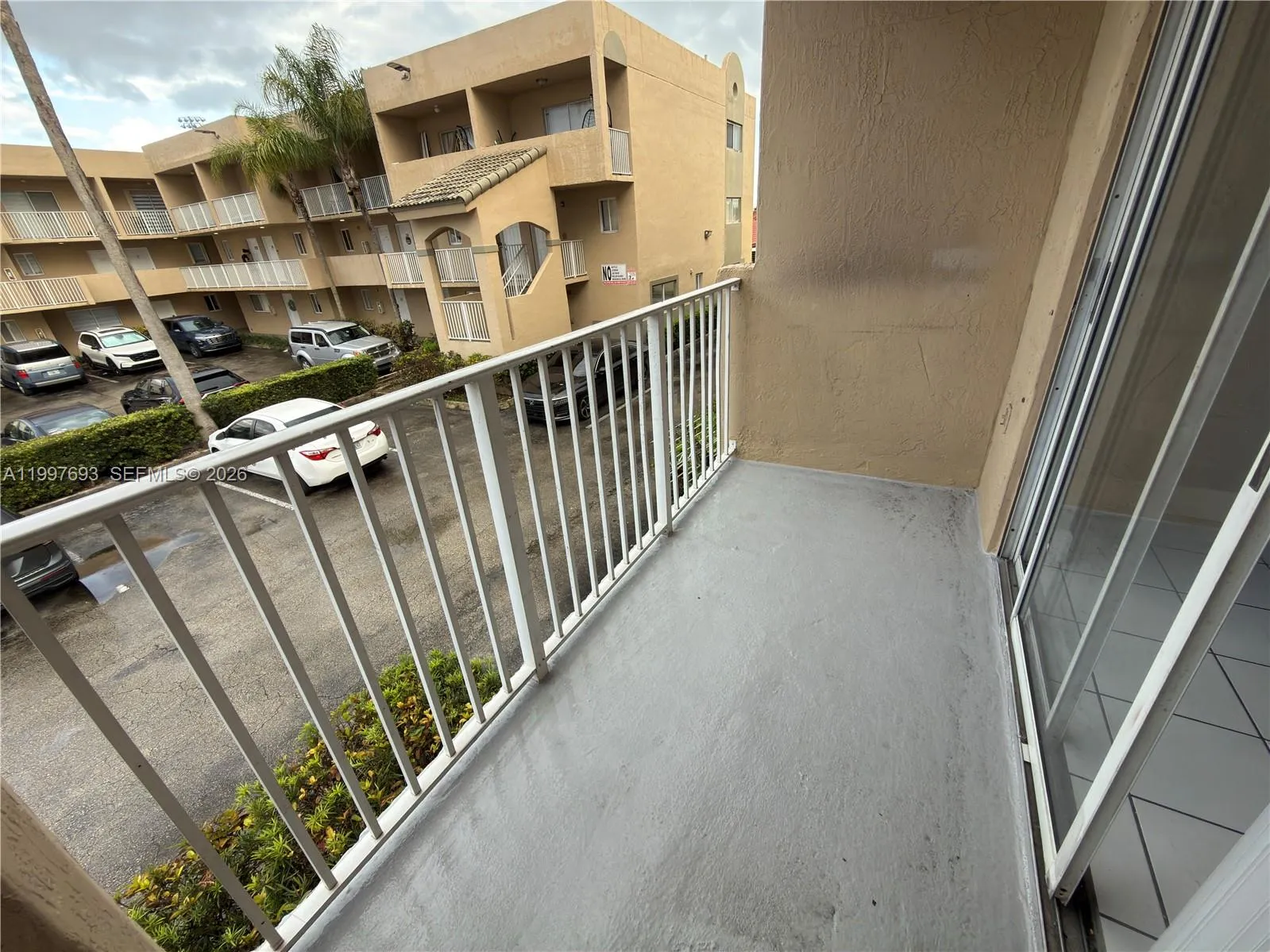 2630 W 76th St 201, Hialeah, Florida 33016, Hialeah, Florida 33016, 2 Bedrooms Bedrooms, ,1 BathroomBathrooms,Residential Lease,For Rent,2630 W 76th St 201, Hialeah, Florida 33016,A11997693