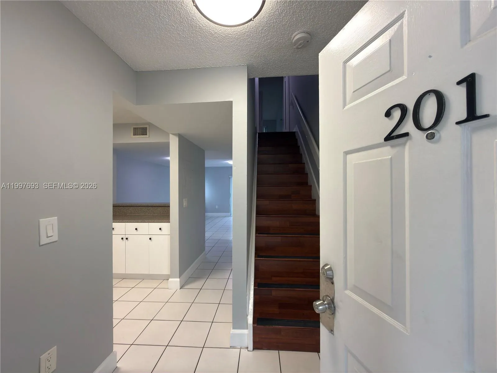 2630 W 76th St 201, Hialeah, Florida 33016, Hialeah, Florida 33016, 2 Bedrooms Bedrooms, ,1 BathroomBathrooms,Residential Lease,For Rent,2630 W 76th St 201, Hialeah, Florida 33016,A11997693