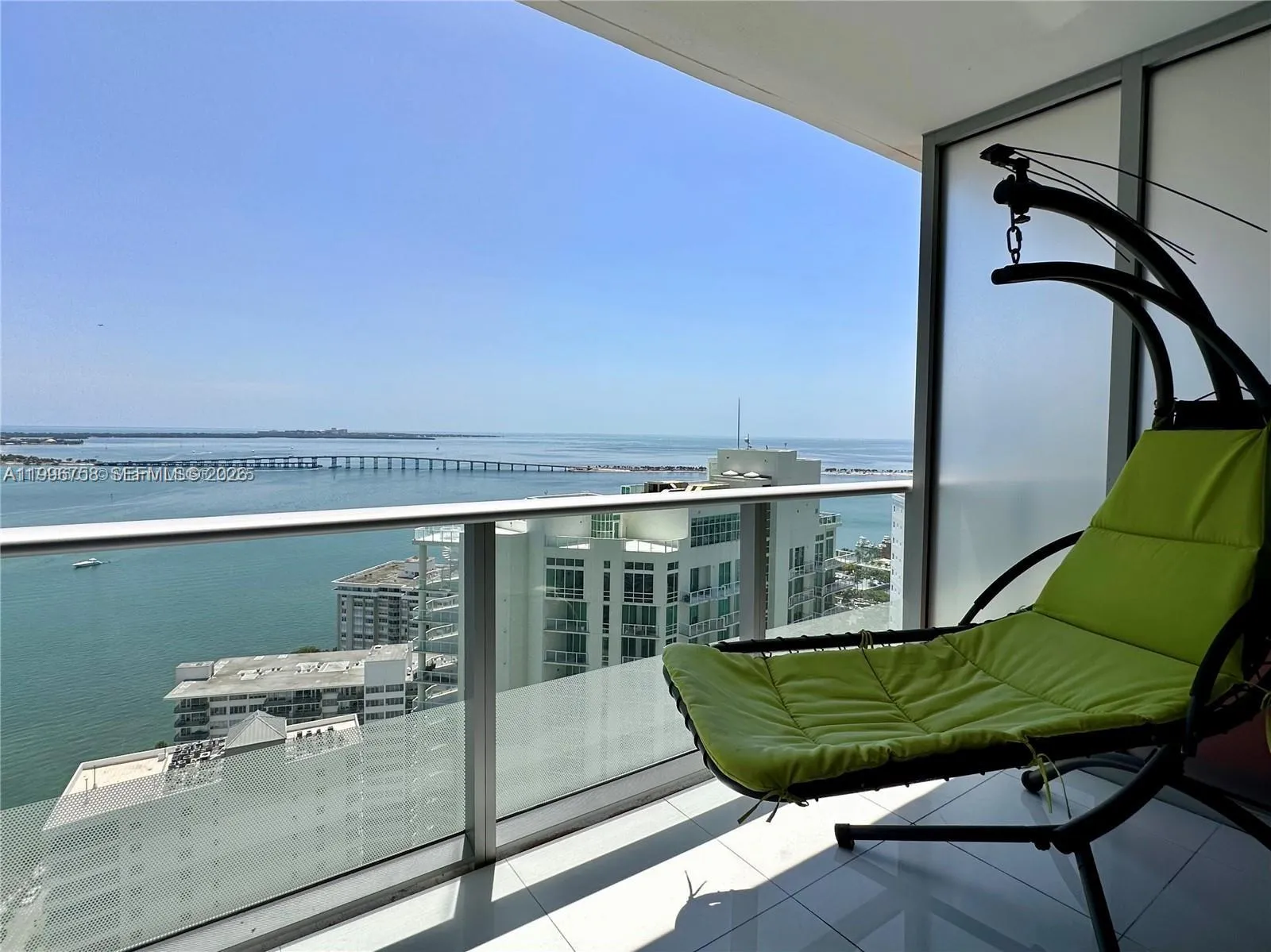 1300 Brickell Bay Dr 3206, Miami, Florida 33131, Miami, Florida 33131, 3 Bedrooms Bedrooms, ,2 BathroomsBathrooms,Residential Lease,For Rent,1300 Brickell Bay Dr 3206, Miami, Florida 33131,A11996758
