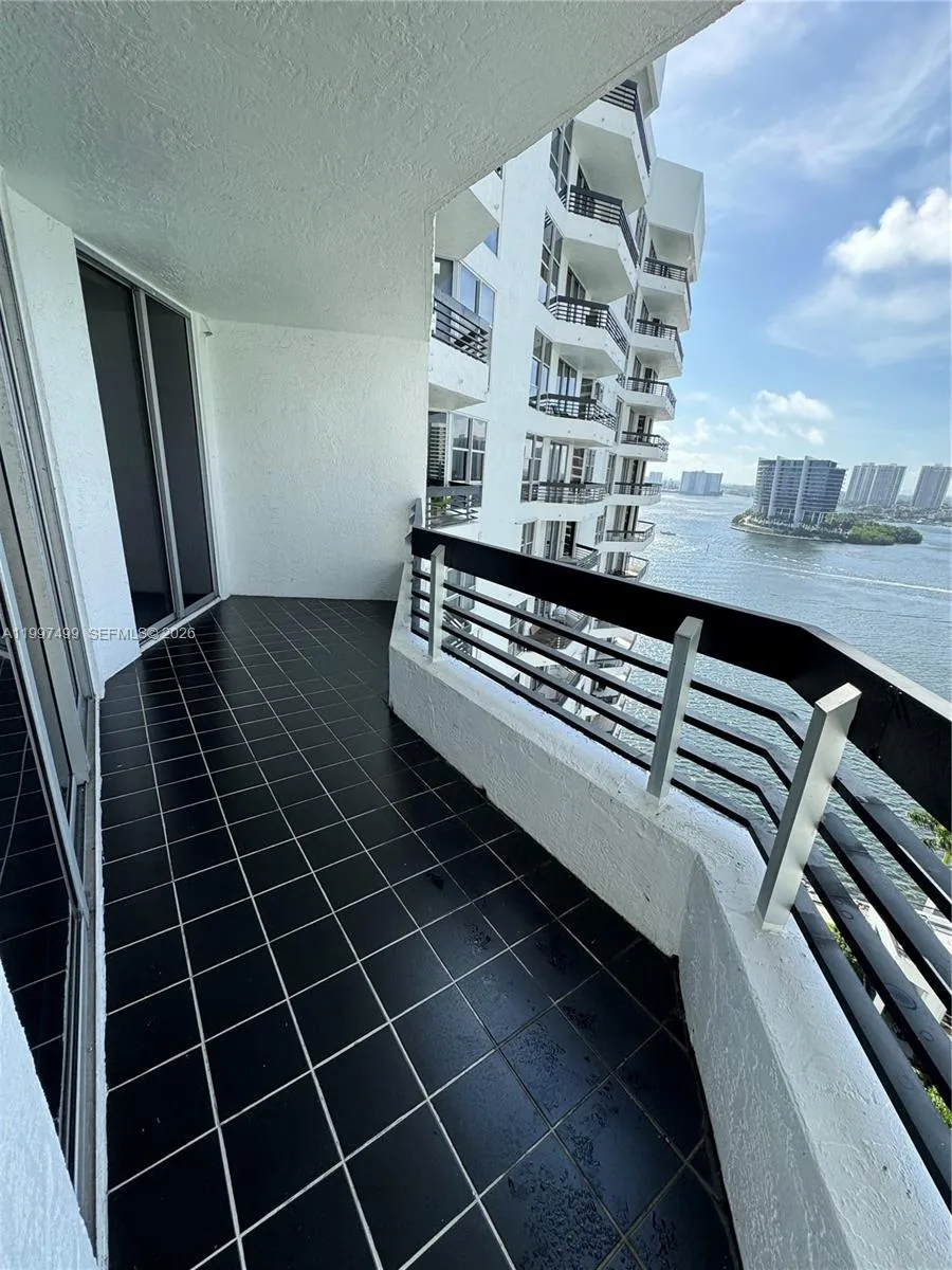 3600 Mystic Pointe Dr 1504, Aventura, Florida 3318, Aventura, Florida 33180, 1 Bedroom Bedrooms, ,1 BathroomBathrooms,Residential Lease,For Rent,3600 Mystic Pointe Dr 1504, Aventura, Florida 3318,A11997499