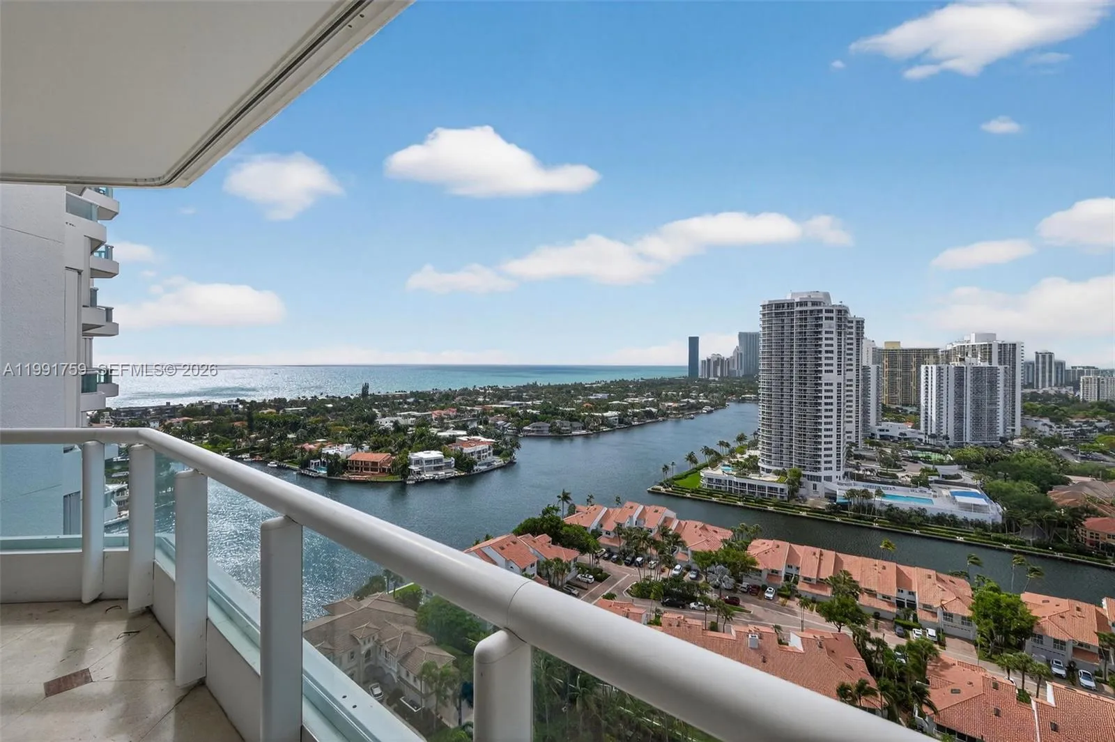 21050 Point Pl 2202, Aventura, Florida 33180, Aventura, Florida 33180, 3 Bedrooms Bedrooms, ,2 BathroomsBathrooms,Residential,For Sale,21050 Point Pl 2202, Aventura, Florida 33180,A11991759