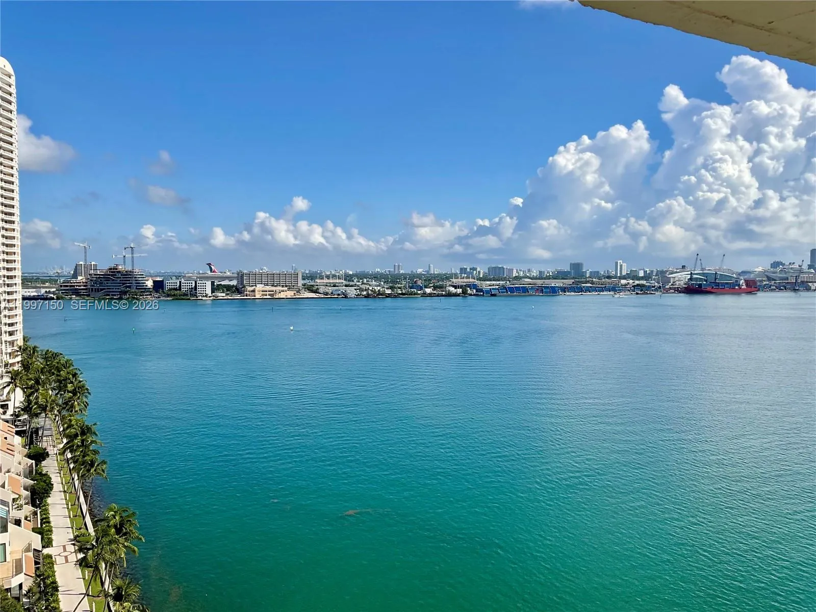 770 Claughton Island Dr 1715, Miami, Florida 33131, Miami, Florida 33131, 2 Bedrooms Bedrooms, ,2 BathroomsBathrooms,Residential Lease,For Rent,770 Claughton Island Dr 1715, Miami, Florida 33131,A11997150