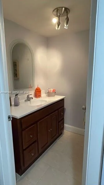 100 Lakeview Dr 103, Weston, Florida 33326, Weston, Florida 33326, 1 Bedroom Bedrooms, ,1 BathroomBathrooms,Residential Lease,For Rent,100 Lakeview Dr 103, Weston, Florida 33326,A11997992