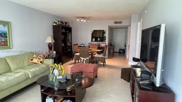 100 Lakeview Dr 103, Weston, Florida 33326, Weston, Florida 33326, 1 Bedroom Bedrooms, ,1 BathroomBathrooms,Residential Lease,For Rent,100 Lakeview Dr 103, Weston, Florida 33326,A11997992