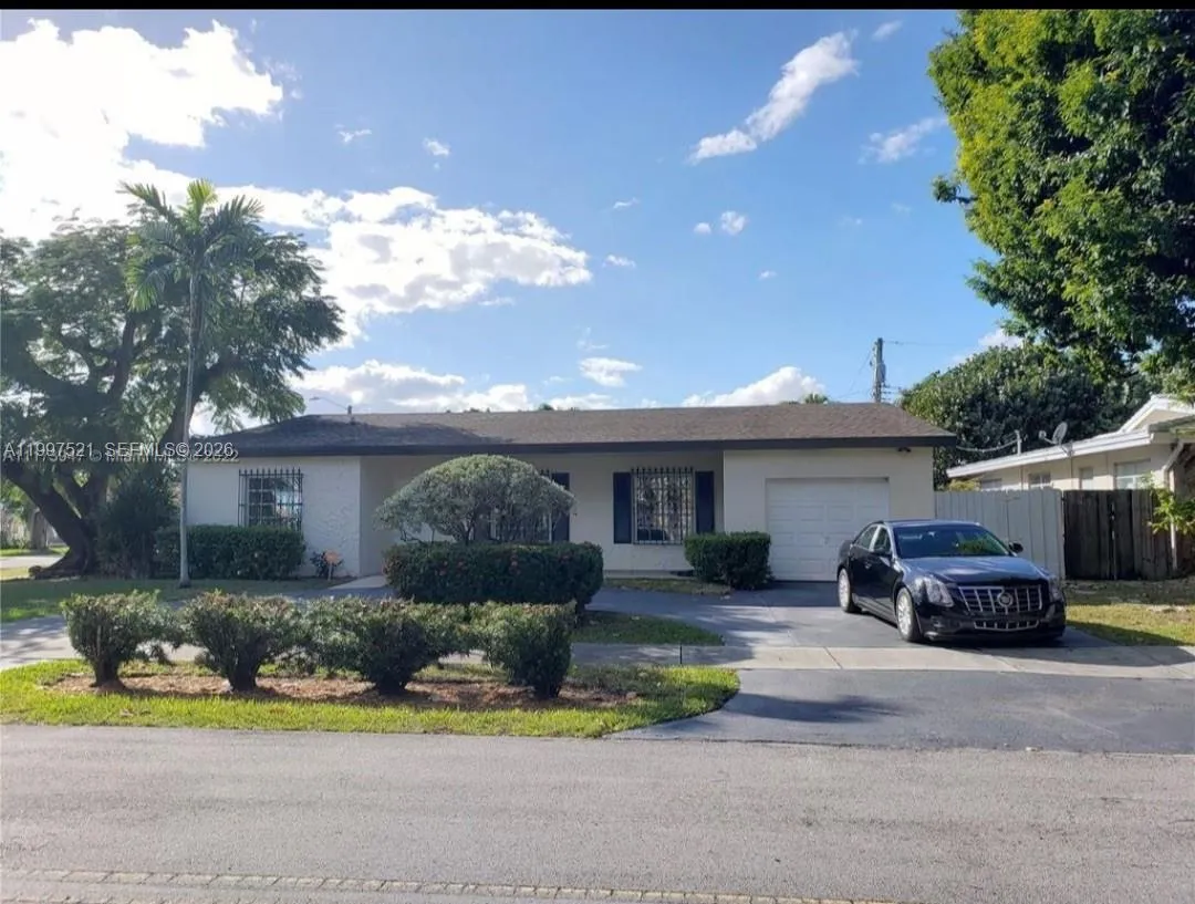 3040 Sw 77th Ct 0, Miami, Florida 33155, Miami, Florida 33155, 4 Bedrooms Bedrooms, ,3 BathroomsBathrooms,Residential Lease,For Rent,3040 Sw 77th Ct 0, Miami, Florida 33155,A11997521