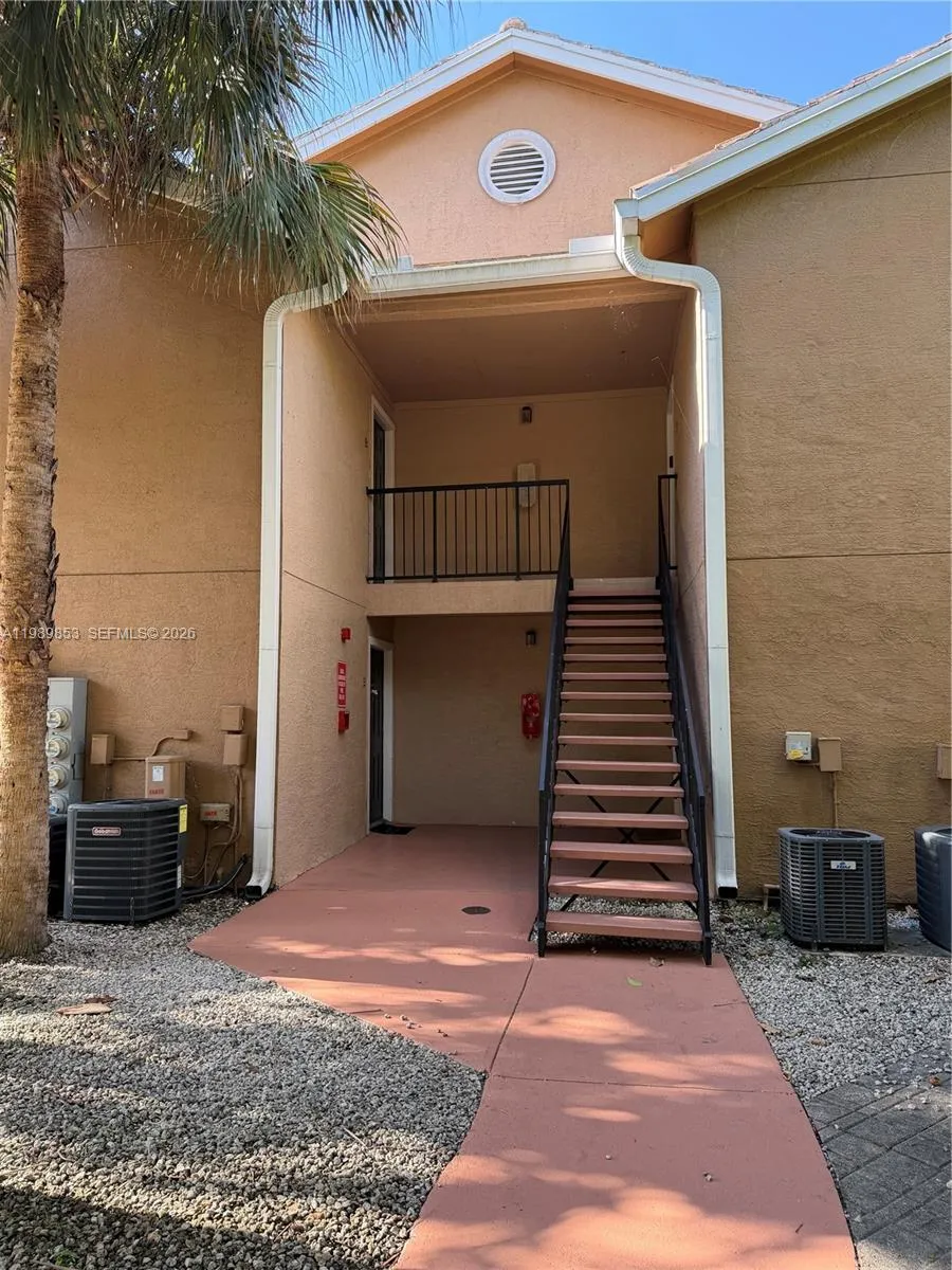 10670 Sw 156th Pl 308, Miami, Florida 33196, Miami, Florida 33196, 1 Bedroom Bedrooms, ,1 BathroomBathrooms,Residential,For Sale,10670 Sw 156th Pl 308, Miami, Florida 33196,A11989853