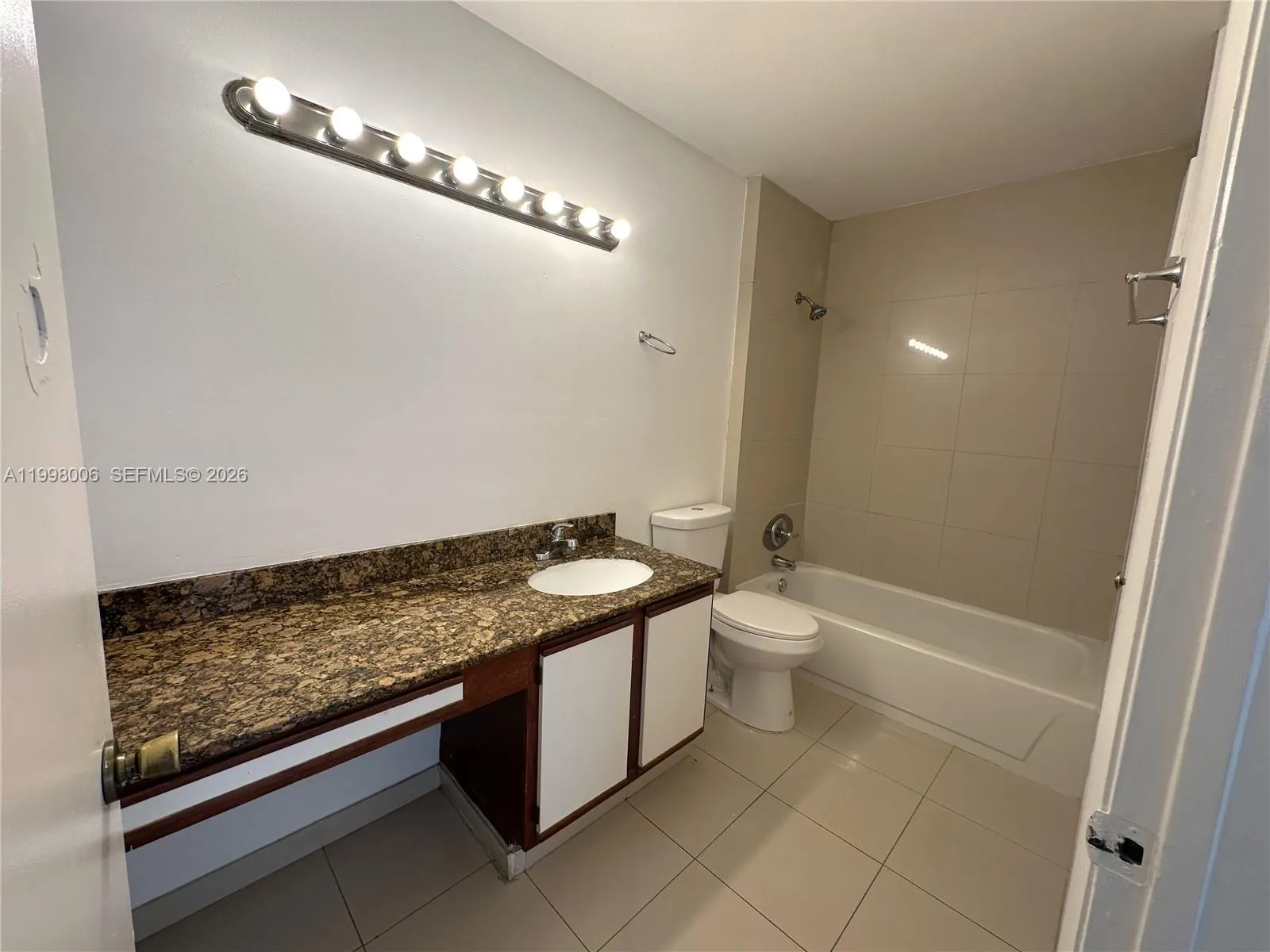 15295 Sw 106th Ln 718, Miami, Florida 33196, Miami, Florida 33196, 1 Bedroom Bedrooms, ,1 BathroomBathrooms,Residential Lease,For Rent,15295 Sw 106th Ln 718, Miami, Florida 33196,A11998006