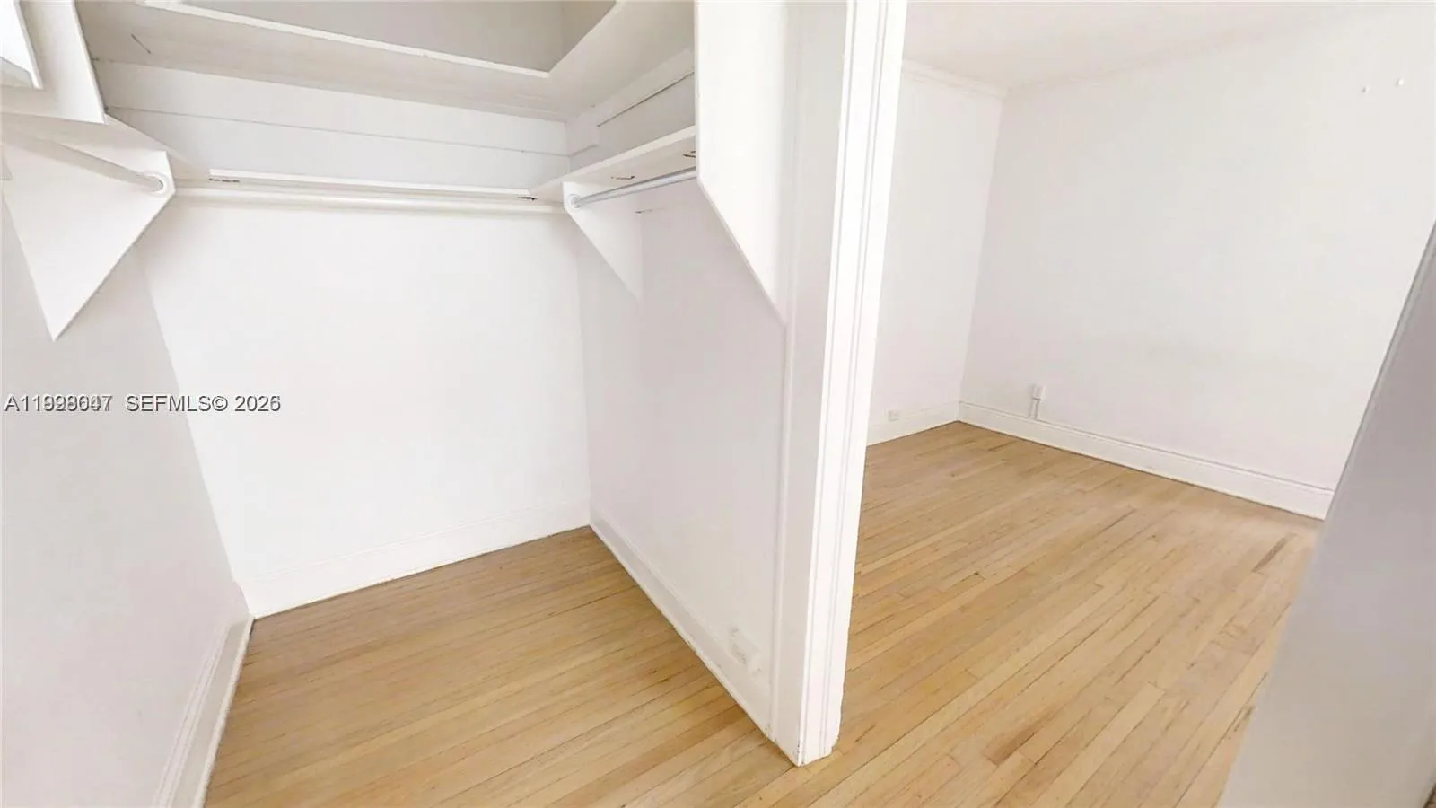 126 Mendoza Ave 9, Coral Gables, Florida 33134, Coral Gables, Florida 33134, ,1 BathroomBathrooms,Residential Lease,For Rent,126 Mendoza Ave 9, Coral Gables, Florida 33134,A11998047