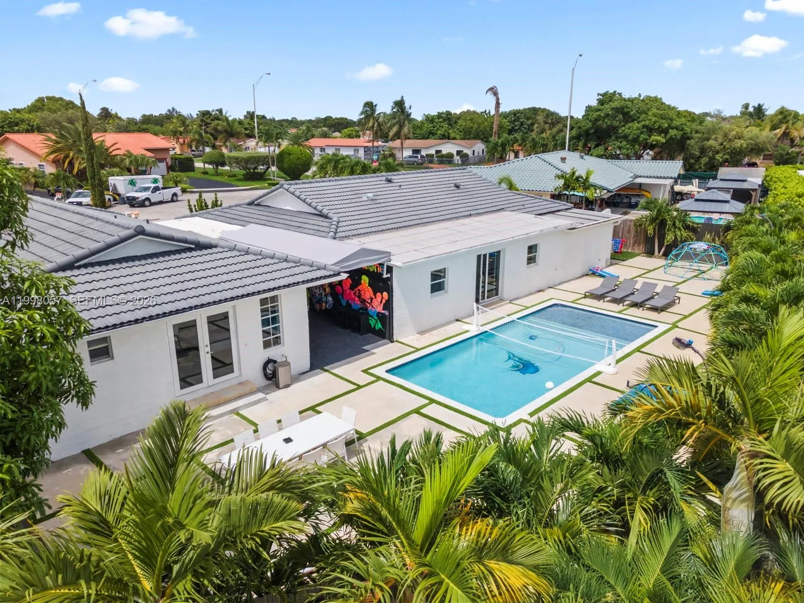 Miami, Florida 33175, 7 Bedrooms Bedrooms, ,6 BathroomsBathrooms,Residential,For Sale,A11998057