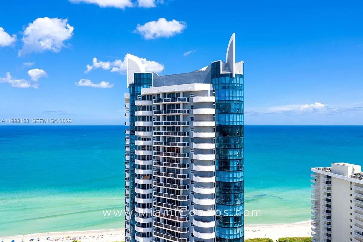 6301 Collins Ave 2802, Miami Beach, Florida 33141, Miami Beach, Florida 33141, 3 Bedrooms Bedrooms, ,3 BathroomsBathrooms,Residential,For Sale,6301 Collins Ave 2802, Miami Beach, Florida 33141,A11998103