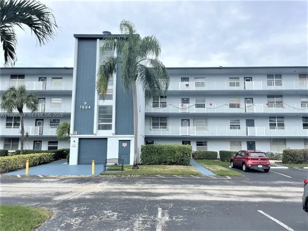 7664 Nw 18th St 204, Margate, Florida 33063, Margate, Florida 33063, 1 Bedroom Bedrooms, ,2 BathroomsBathrooms,Residential,For Sale,7664 Nw 18th St 204, Margate, Florida 33063,A11998107 7664 Nw 18th St 204, Margate, Florida 33063, Margate, Florida 33063, 1 Bedroom Bedrooms, ,2 BathroomsBathrooms,Residential,For Sale,7664 Nw 18th St 204, Margate, Florida 33063,A11998107