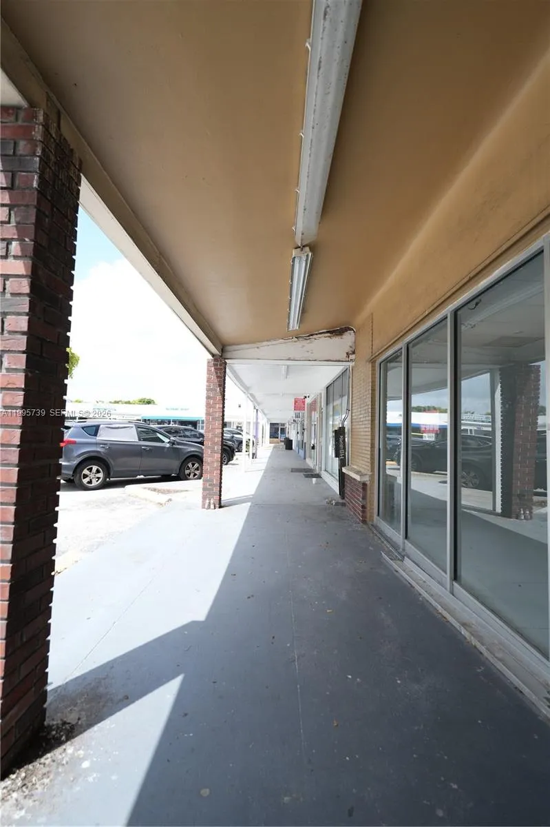 7193-7195 Pembroke Rd, Pembroke Pines, Florida 330, Pembroke Pines, Florida 33023, ,Commercial Sale,For Sale,7193-7195 Pembroke Rd, Pembroke Pines, Florida 330,A11995739