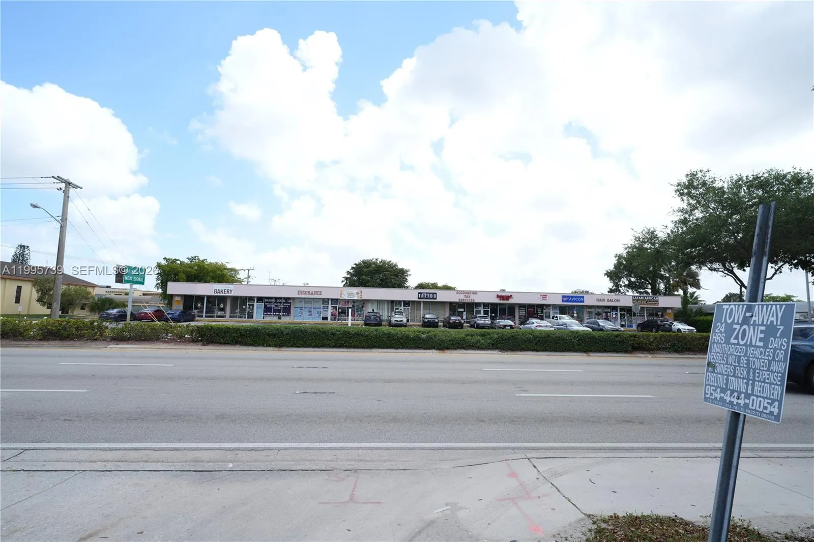 7193-7195 Pembroke Rd, Pembroke Pines, Florida 330, Pembroke Pines, Florida 33023, ,Commercial Sale,For Sale,7193-7195 Pembroke Rd, Pembroke Pines, Florida 330,A11995739