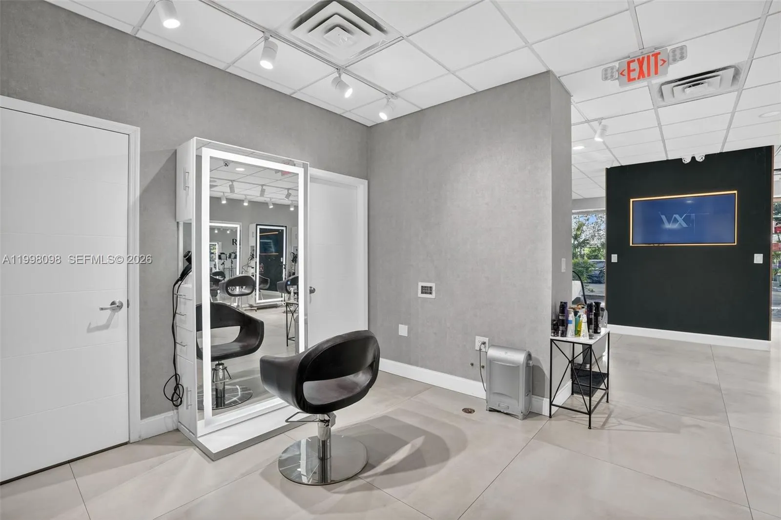 Beauty Salon For Sale In Hialeah, Hialeah, Florida, Hialeah, Florida 33015, ,Commercial Sale,For Sale,Beauty Salon For Sale In Hialeah, Hialeah, Florida,A11998098