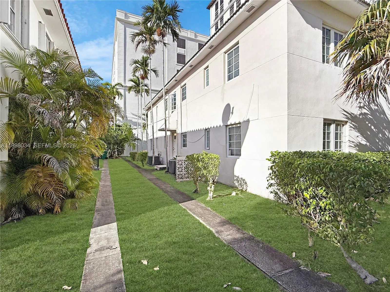 215 Sidonia Ave, Coral Gables, Florida 33134, Coral Gables, Florida 33134, ,Residential Income,For Sale,215 Sidonia Ave, Coral Gables, Florida 33134,A11998034