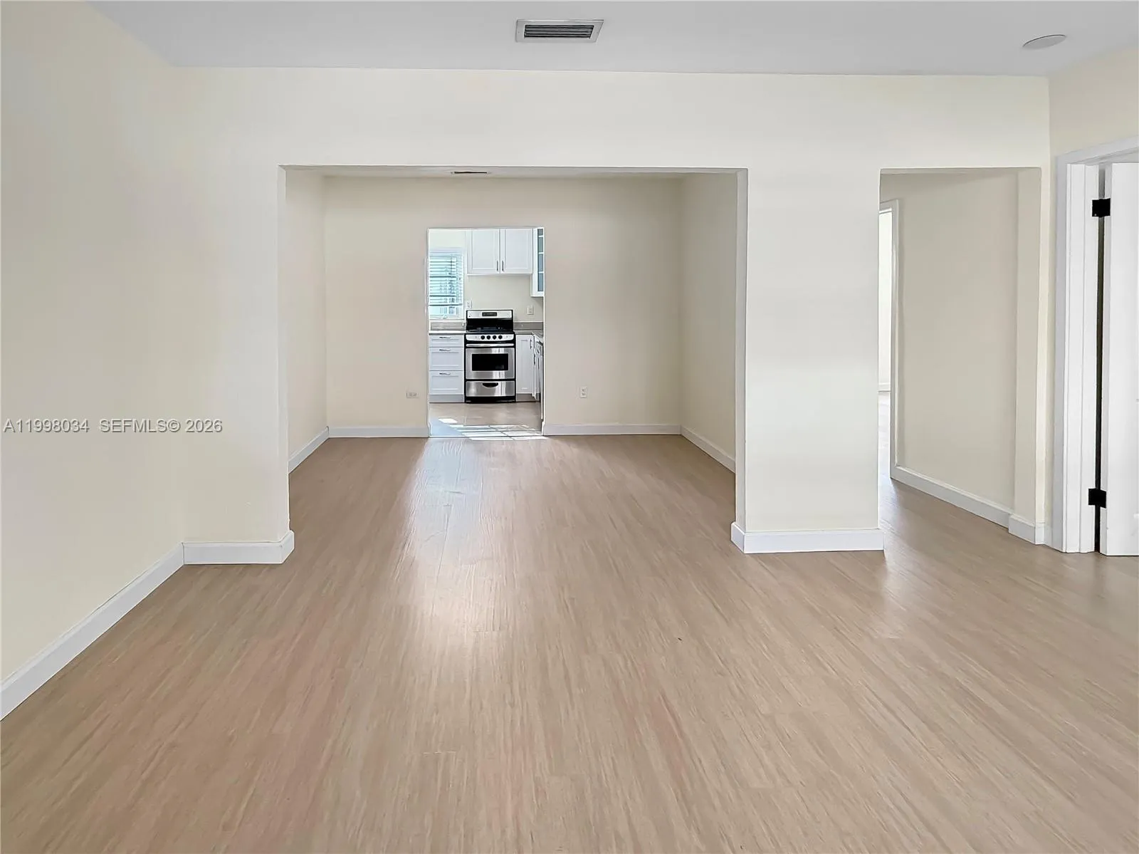 215 Sidonia Ave, Coral Gables, Florida 33134, Coral Gables, Florida 33134, ,Residential Income,For Sale,215 Sidonia Ave, Coral Gables, Florida 33134,A11998034