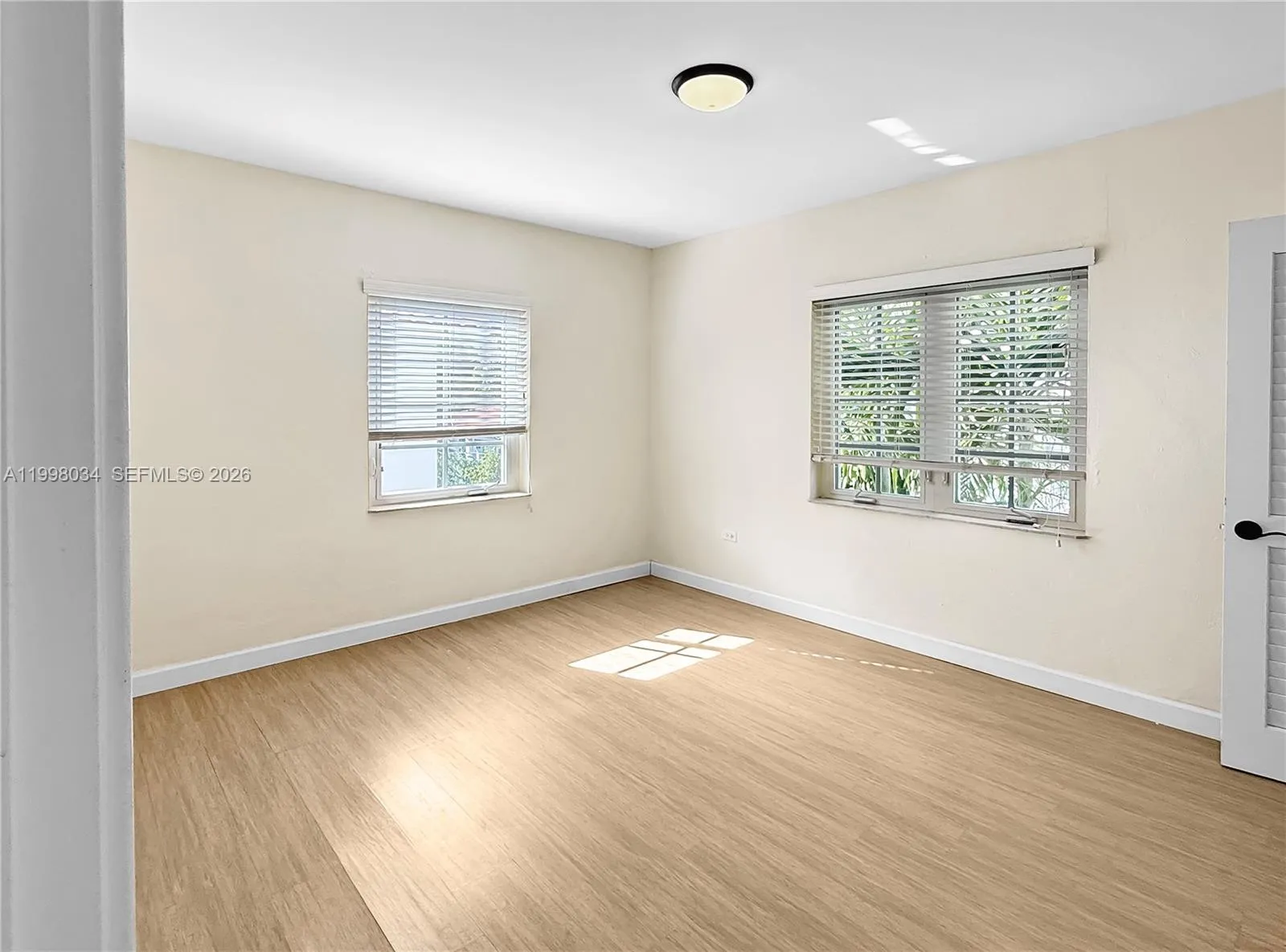 215 Sidonia Ave, Coral Gables, Florida 33134, Coral Gables, Florida 33134, ,Residential Income,For Sale,215 Sidonia Ave, Coral Gables, Florida 33134,A11998034