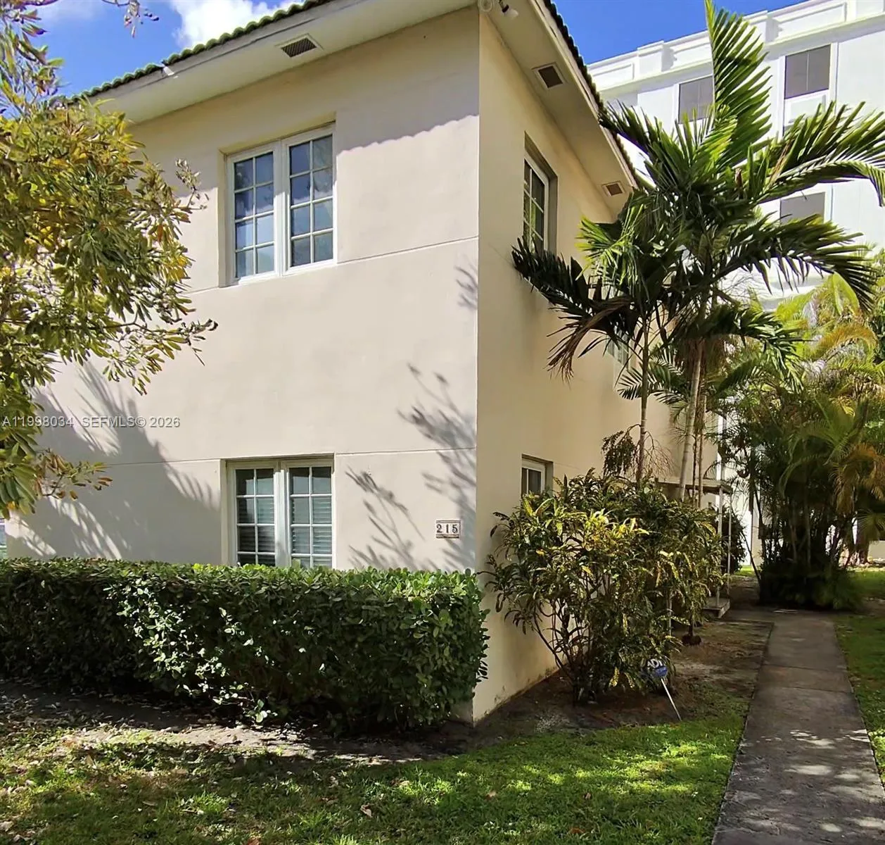 215 Sidonia Ave, Coral Gables, Florida 33134, Coral Gables, Florida 33134, ,Residential Income,For Sale,215 Sidonia Ave, Coral Gables, Florida 33134,A11998034