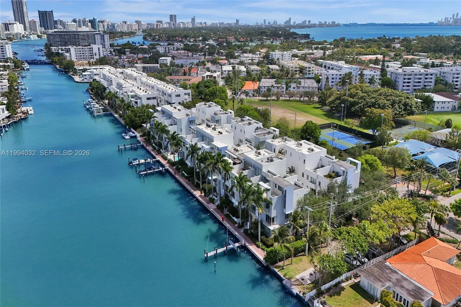 163 N Shore Dr 163-6, Miami Beach, Florida 33141, Miami Beach, Florida 33141, 3 Bedrooms Bedrooms, ,3 BathroomsBathrooms,Residential,For Sale,163 N Shore Dr 163-6, Miami Beach, Florida 33141,A11994032