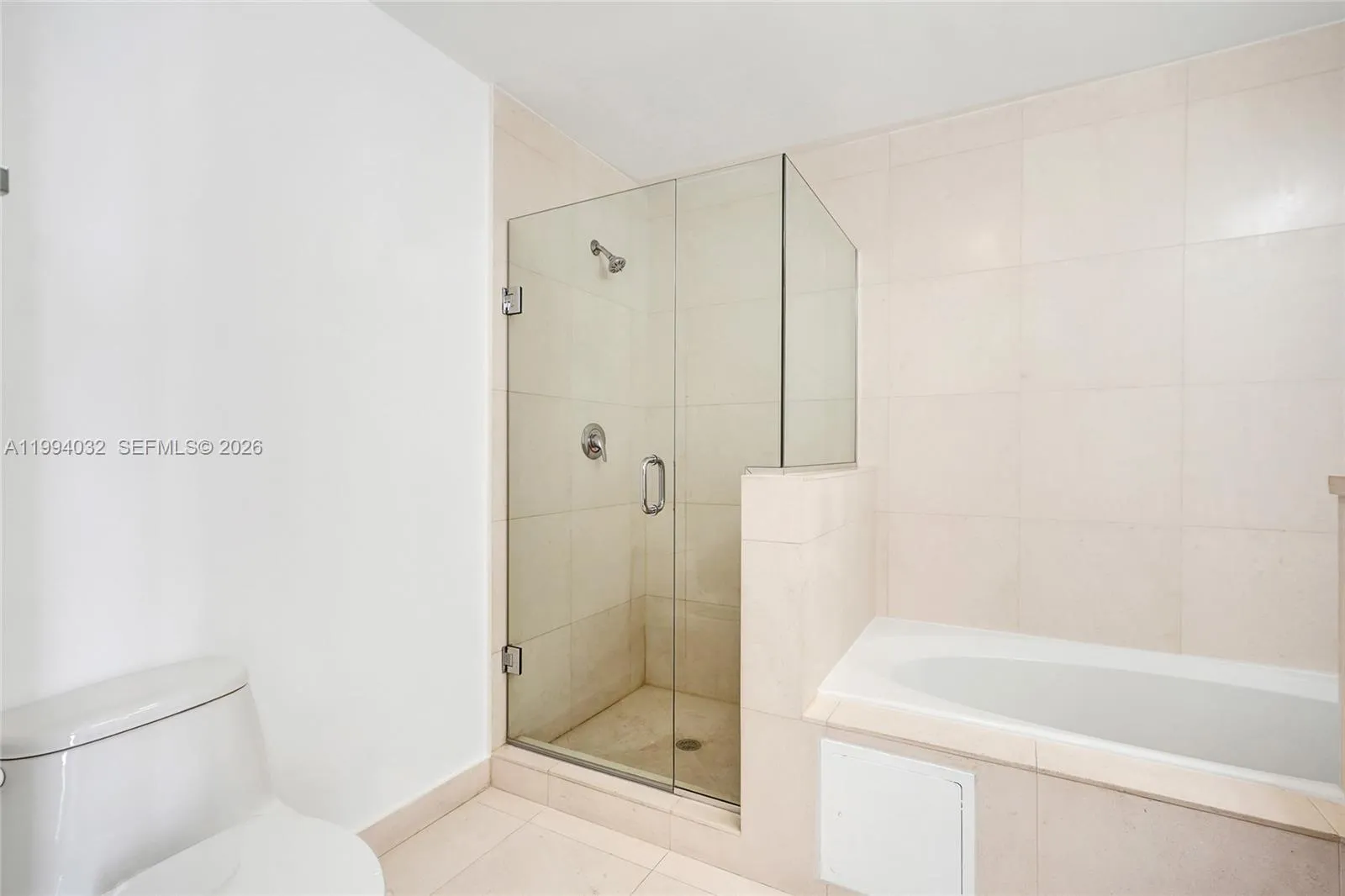 163 N Shore Dr 163-6, Miami Beach, Florida 33141, Miami Beach, Florida 33141, 3 Bedrooms Bedrooms, ,3 BathroomsBathrooms,Residential,For Sale,163 N Shore Dr 163-6, Miami Beach, Florida 33141,A11994032