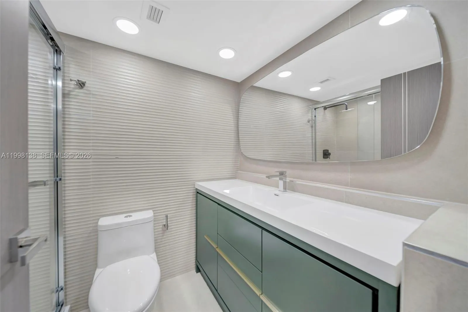 9455 W Flagler St C108, Miami, Florida 33174, Miami, Florida 33174, 2 Bedrooms Bedrooms, ,2 BathroomsBathrooms,Residential Lease,For Rent,9455 W Flagler St C108, Miami, Florida 33174,A11998138