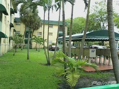 666 W 81st St 124, Hialeah, Florida 33014, Hialeah, Florida 33014, 1 Bedroom Bedrooms, 1 Room Rooms,1 BathroomBathrooms,Residential,For Sale,666 W 81st St 124, Hialeah, Florida 33014,A11998146