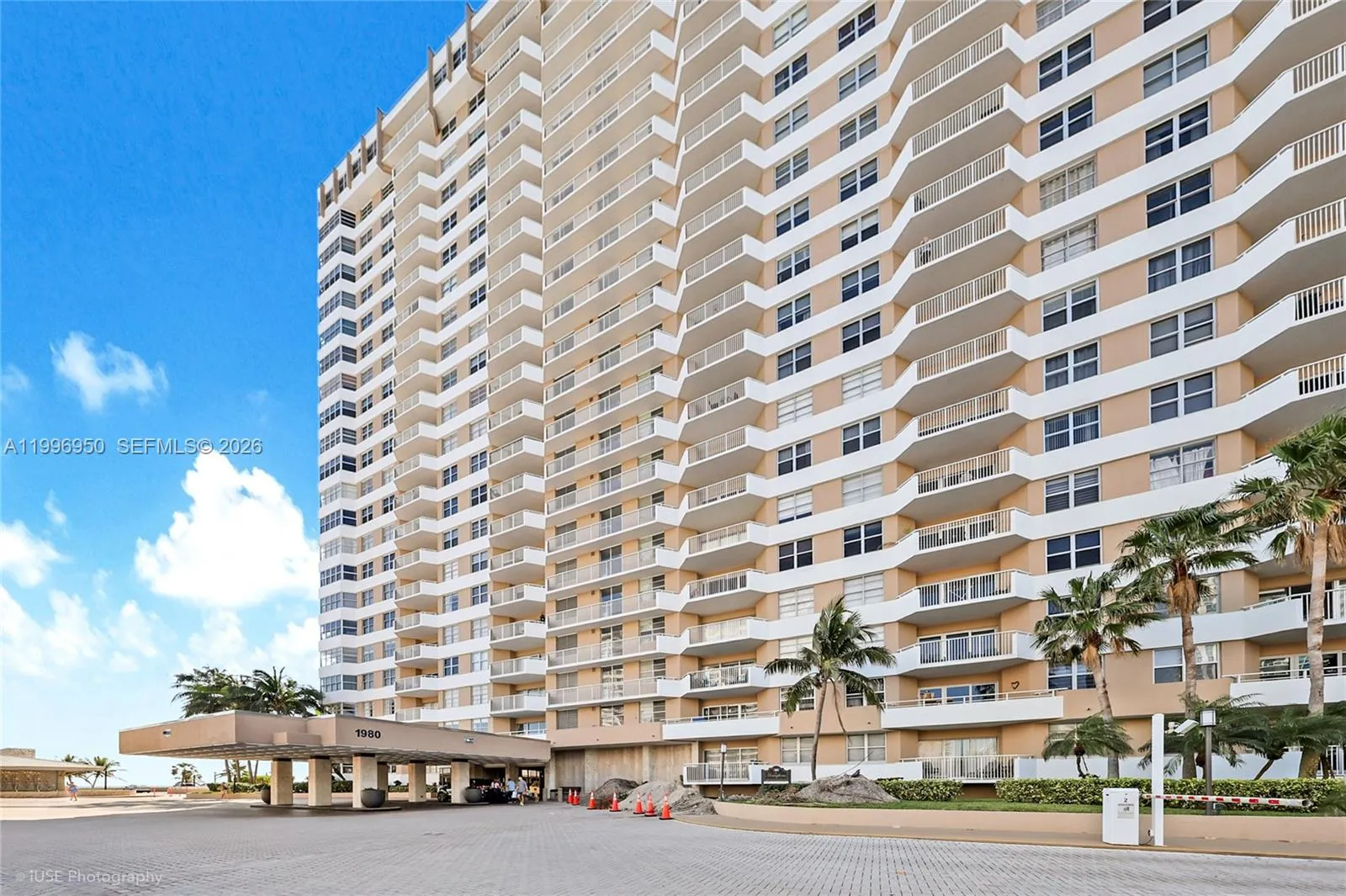 1980 S Ocean Dr 5f, Hallandale Beach, Florida 3300, Hallandale Beach, Florida 33009, 2 Bedrooms Bedrooms, ,2 BathroomsBathrooms,Residential,For Sale,1980 S Ocean Dr 5f, Hallandale Beach, Florida 3300,A11996950