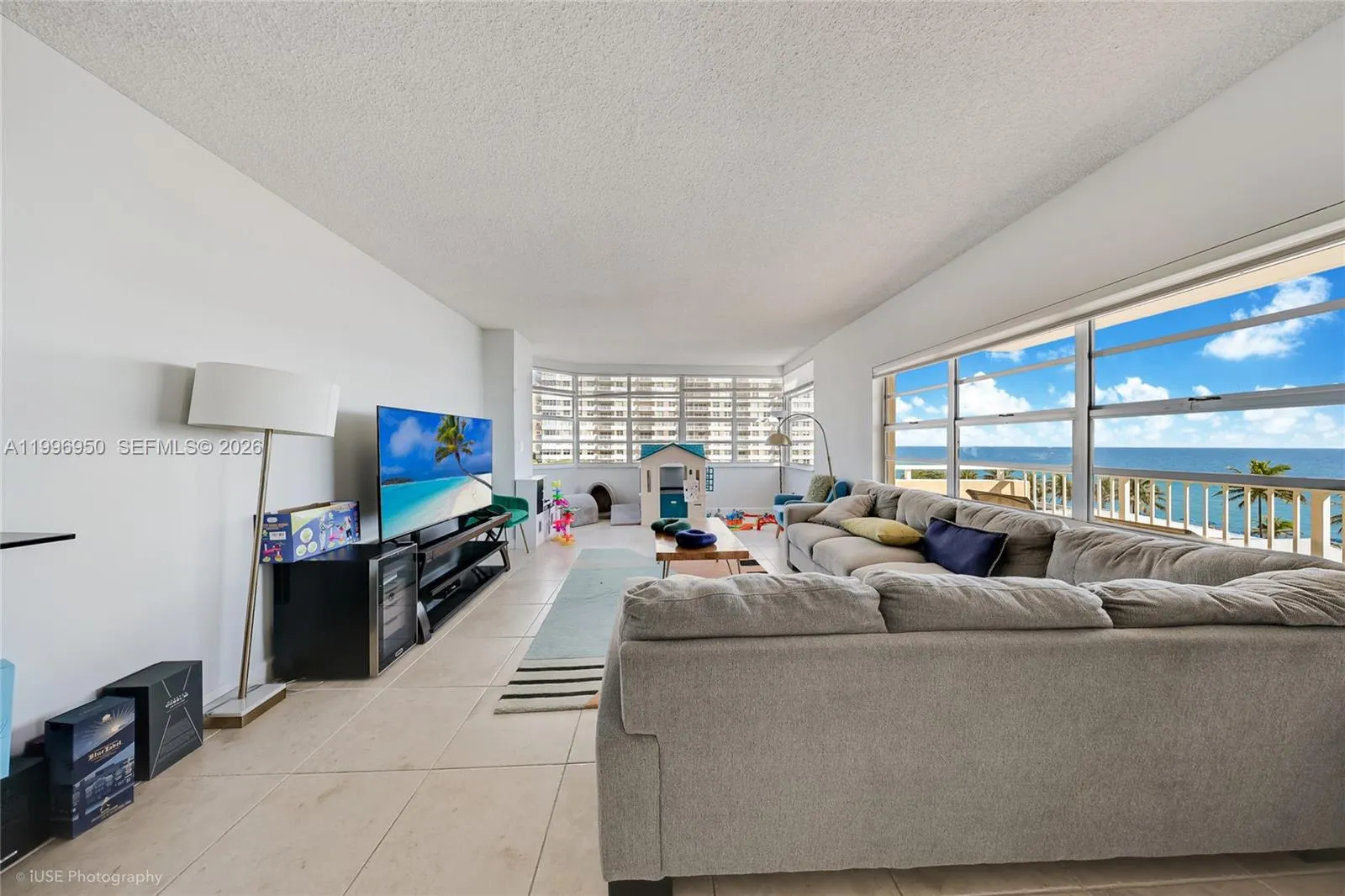 1980 S Ocean Dr 5f, Hallandale Beach, Florida 3300, Hallandale Beach, Florida 33009, 2 Bedrooms Bedrooms, ,2 BathroomsBathrooms,Residential,For Sale,1980 S Ocean Dr 5f, Hallandale Beach, Florida 3300,A11996950