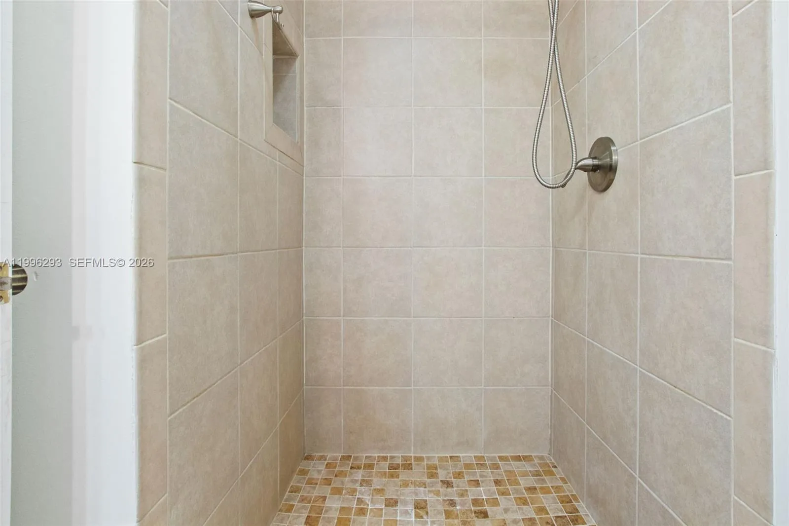 1360 Nw 97th Ter 272, Pembroke Pines, Florida 3302, Pembroke Pines, Florida 33024, 2 Bedrooms Bedrooms, ,2 BathroomsBathrooms,Residential Lease,For Rent,1360 Nw 97th Ter 272, Pembroke Pines, Florida 3302,A11996293