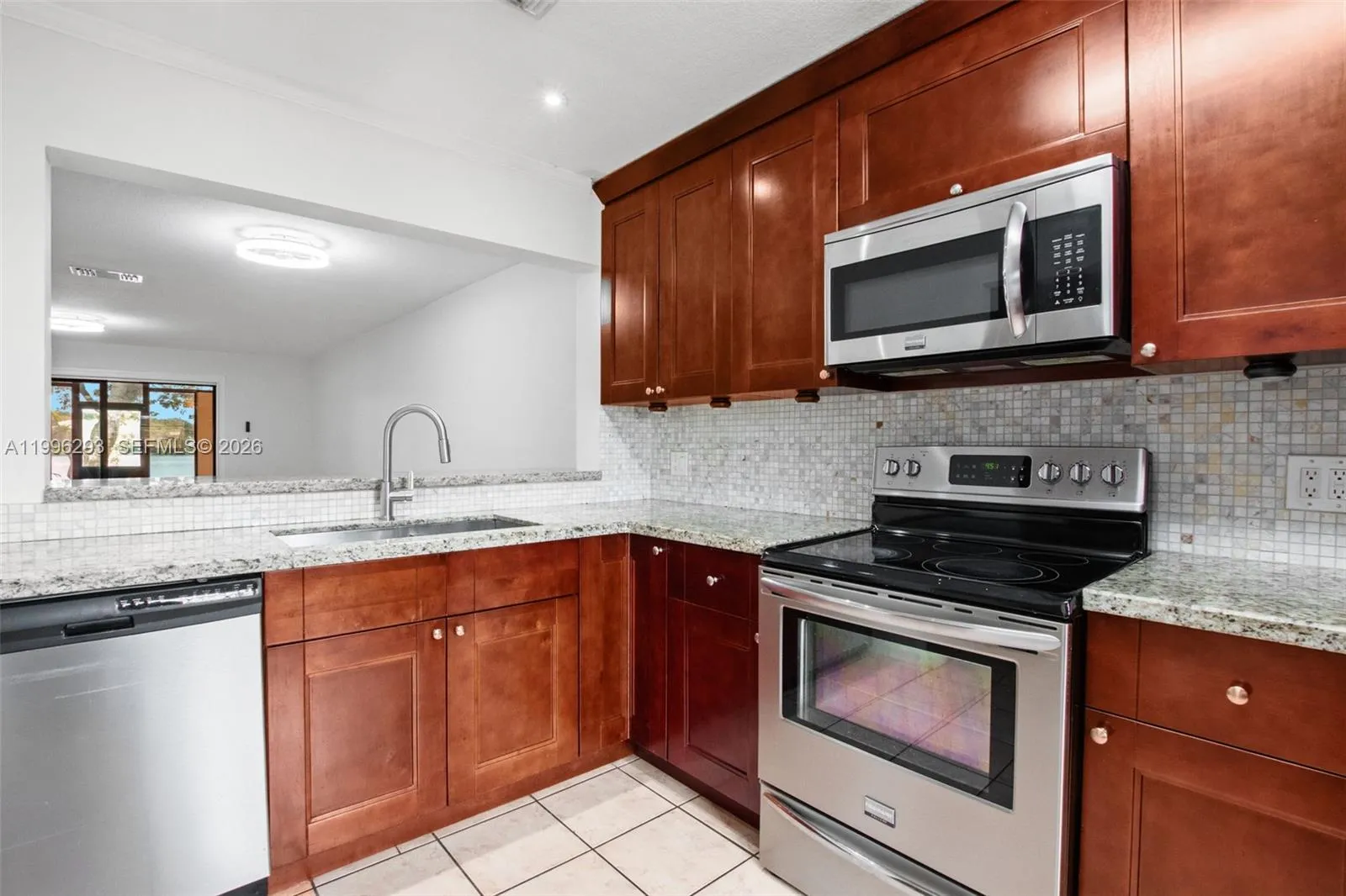 1360 Nw 97th Ter 272, Pembroke Pines, Florida 3302, Pembroke Pines, Florida 33024, 2 Bedrooms Bedrooms, ,2 BathroomsBathrooms,Residential Lease,For Rent,1360 Nw 97th Ter 272, Pembroke Pines, Florida 3302,A11996293