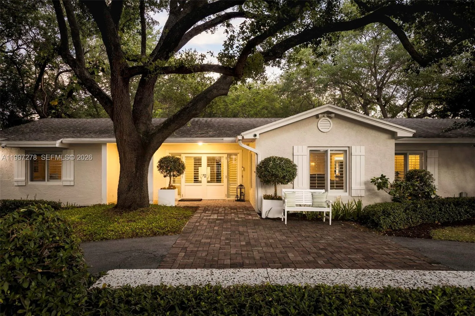 16167 Sw 74th Pl, Palmetto Bay, Florida 33157, Palmetto Bay, Florida 33157, 4 Bedrooms Bedrooms, ,2 BathroomsBathrooms,Residential,For Sale,16167 Sw 74th Pl, Palmetto Bay, Florida 33157,A11997278