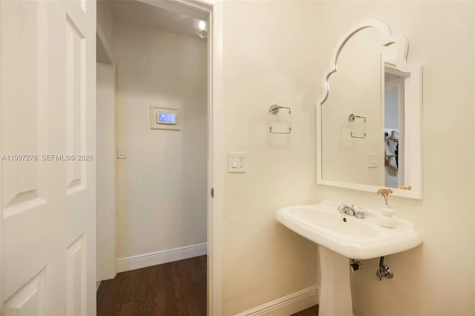 16167 Sw 74th Pl, Palmetto Bay, Florida 33157, Palmetto Bay, Florida 33157, 4 Bedrooms Bedrooms, ,2 BathroomsBathrooms,Residential,For Sale,16167 Sw 74th Pl, Palmetto Bay, Florida 33157,A11997278
