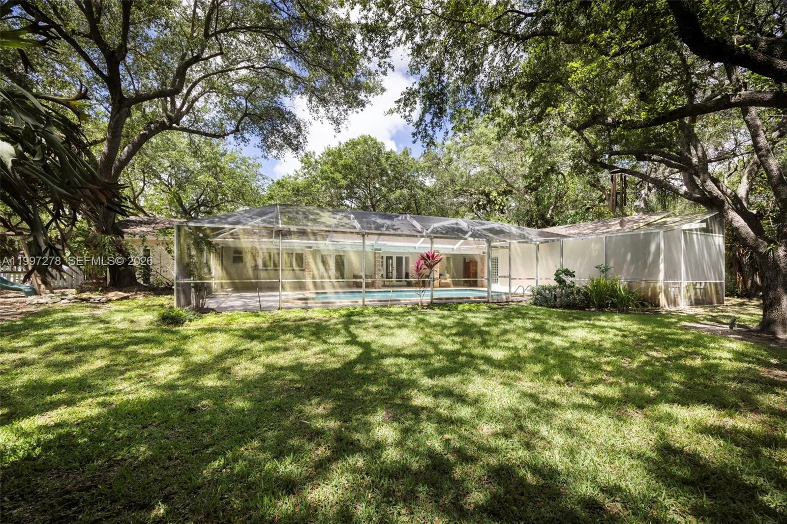 16167 Sw 74th Pl, Palmetto Bay, Florida 33157, Palmetto Bay, Florida 33157, 4 Bedrooms Bedrooms, ,2 BathroomsBathrooms,Residential,For Sale,16167 Sw 74th Pl, Palmetto Bay, Florida 33157,A11997278